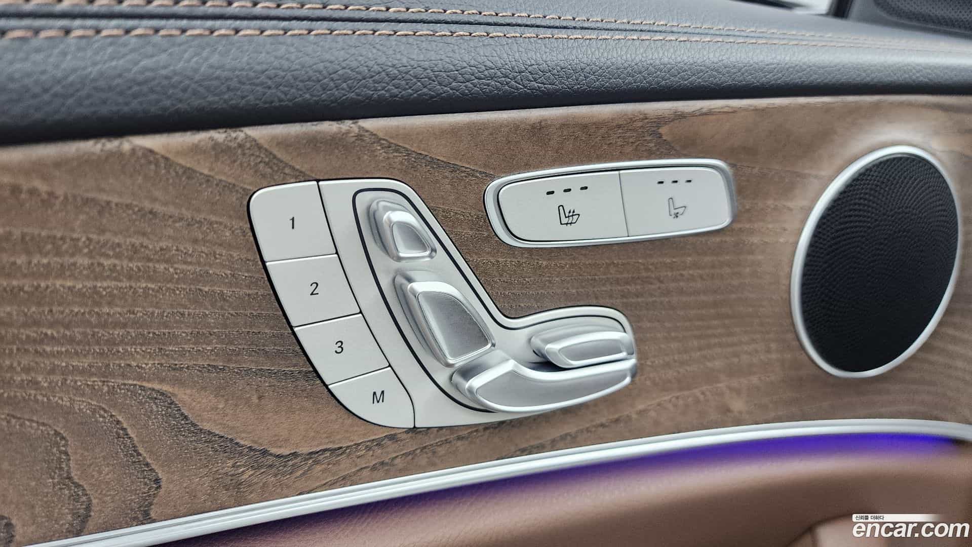 E-Class Mercedes-Benz 2023.7-OPTION-042