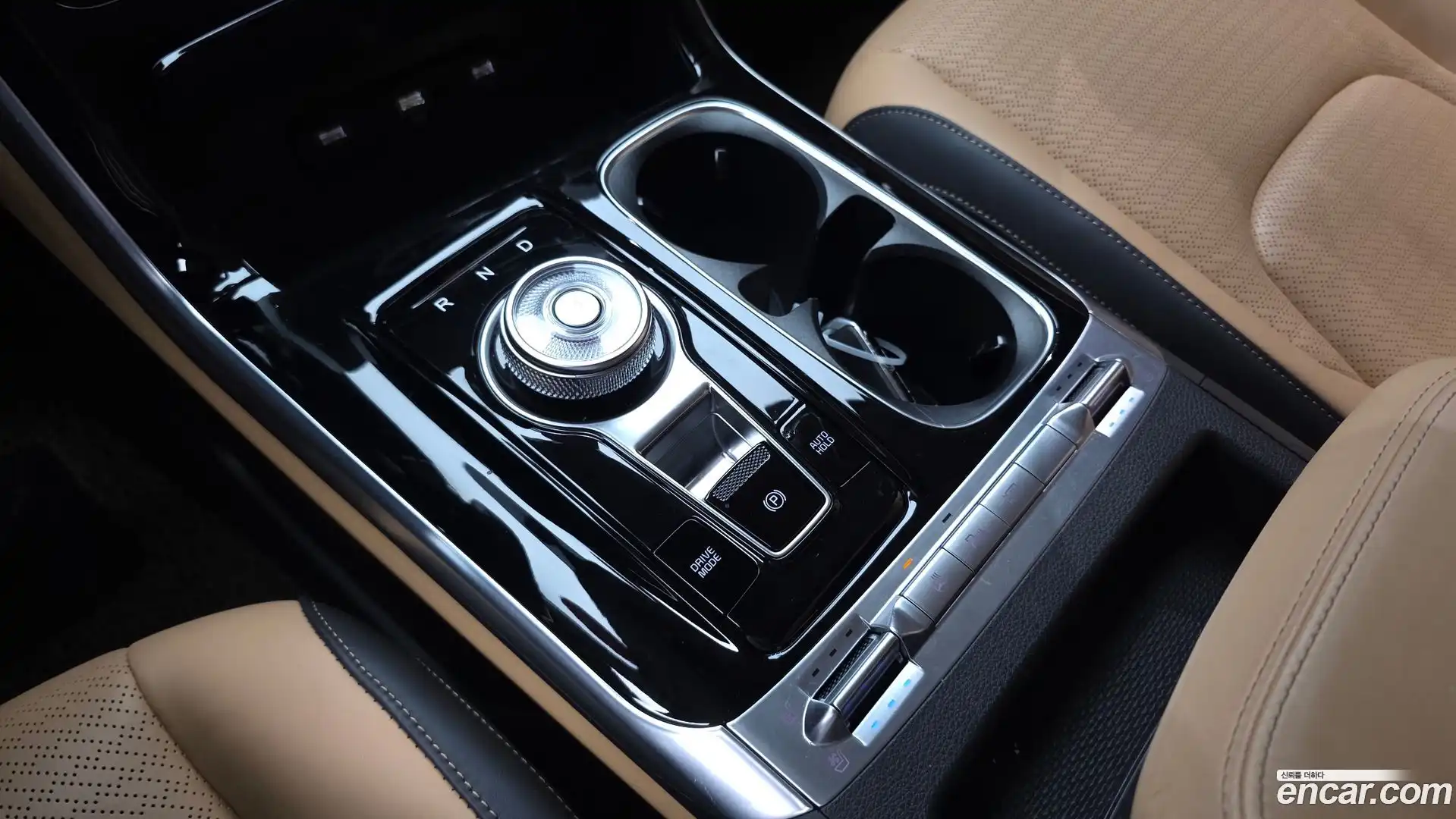 Canival Kia 2022.10-INNER-009