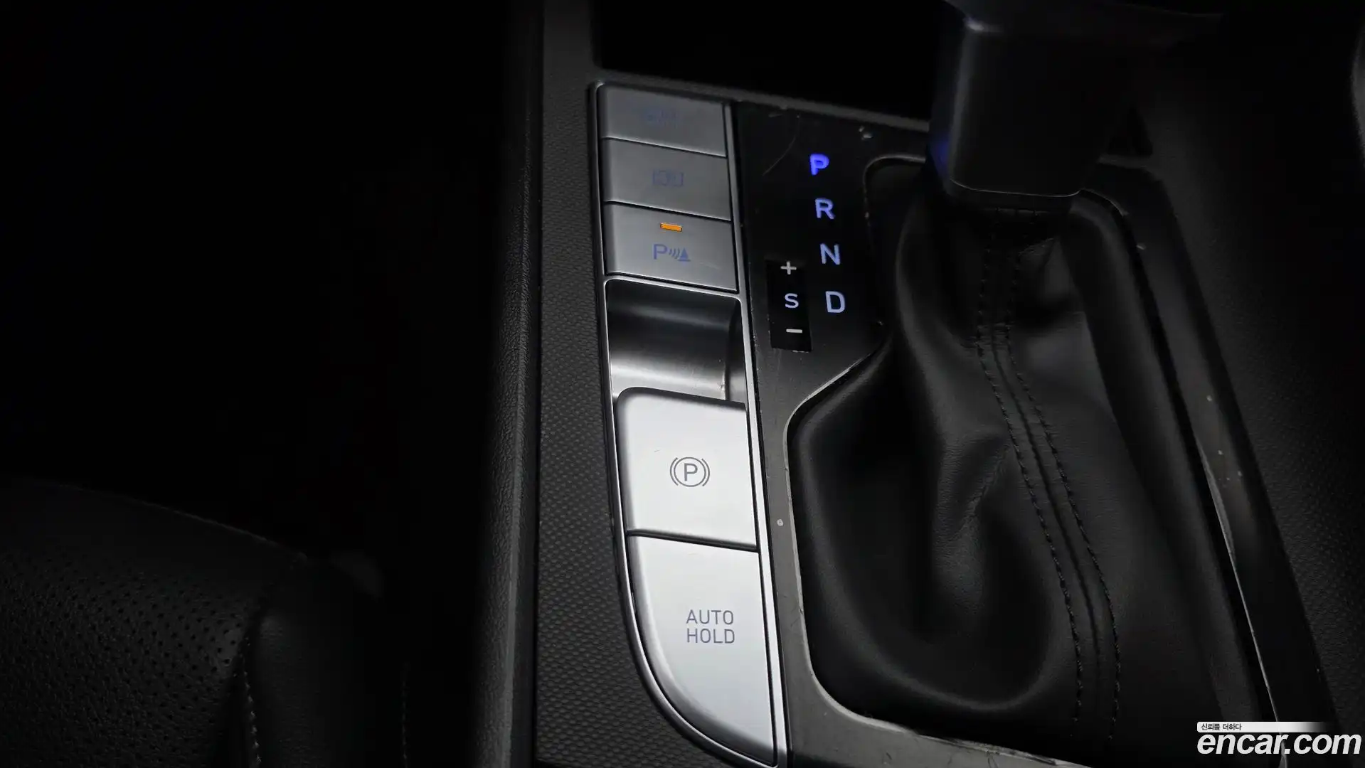 AVANTE Hyundai 2023.3-OPTION-017