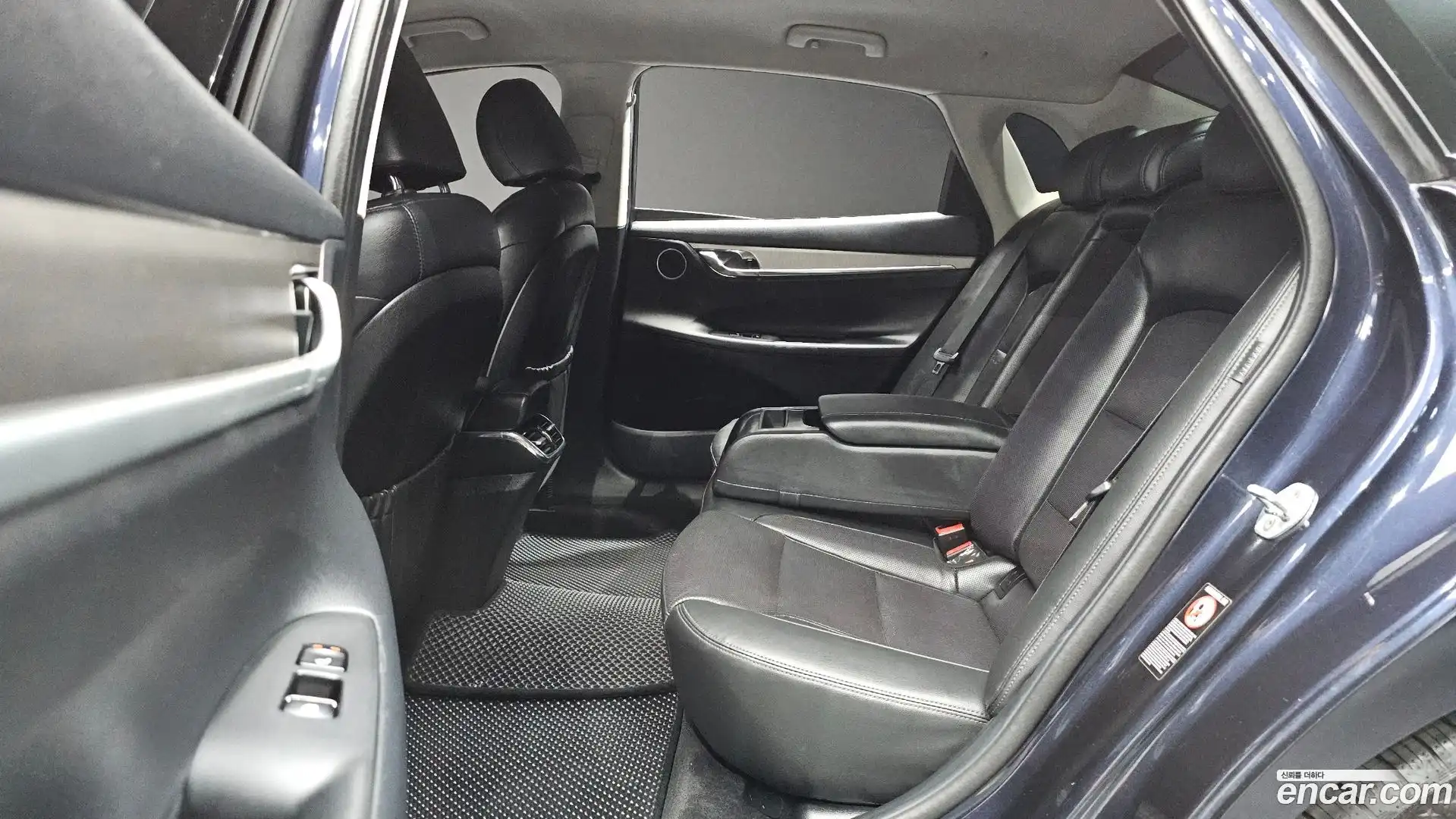 Grandeur Hyundai 2020.3-OPTION-015
