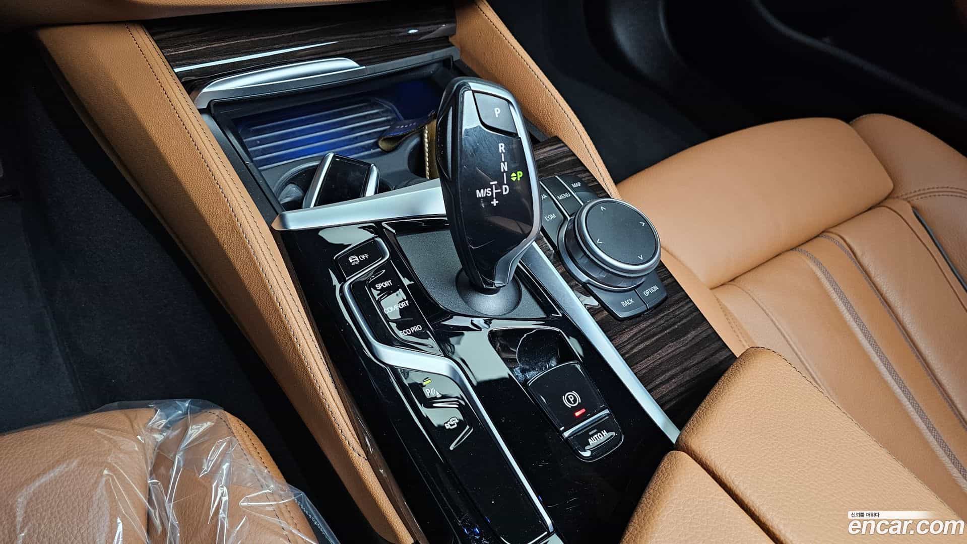 5-Series BMW 2021.10-INNER-009