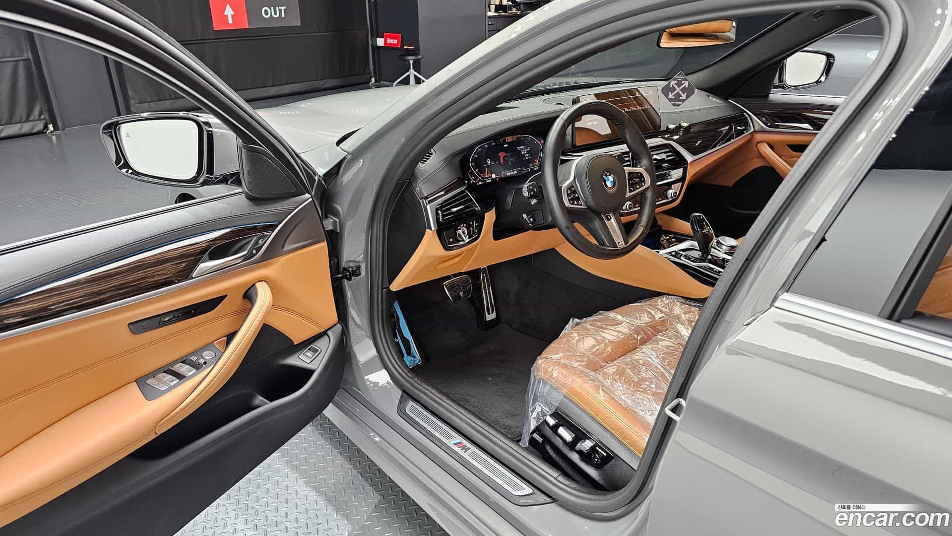 5-Series BMW 2021.10-INNER-010