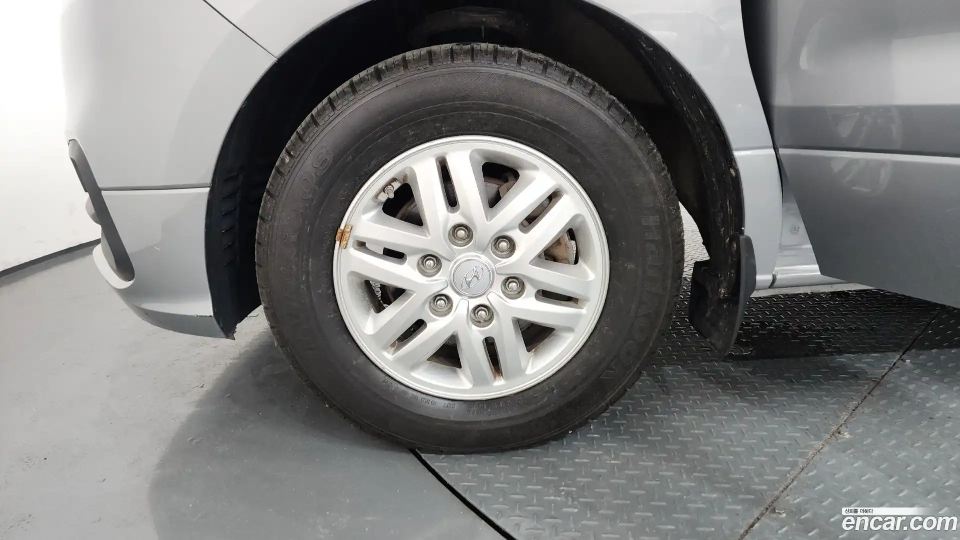 Starex Hyundai 2019.1-OUTER-005