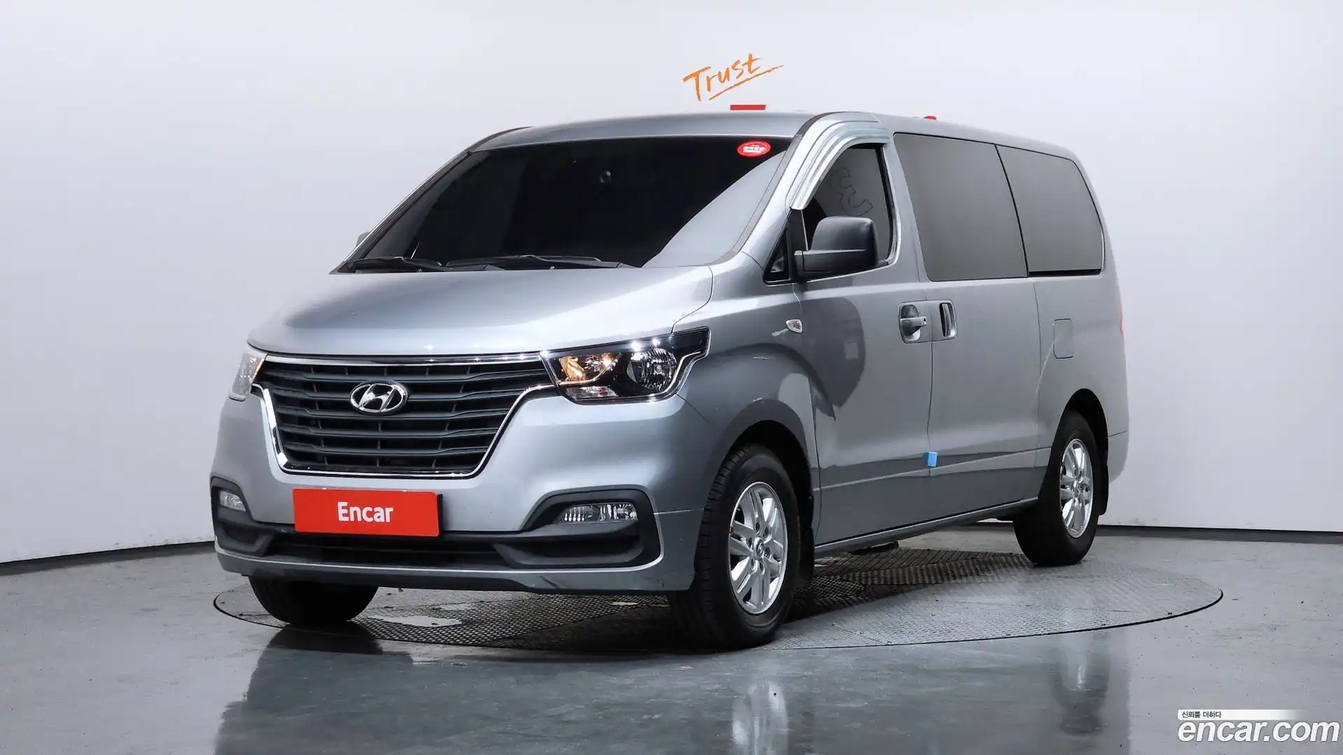 Starex Hyundai 2019.1-OPTION-024