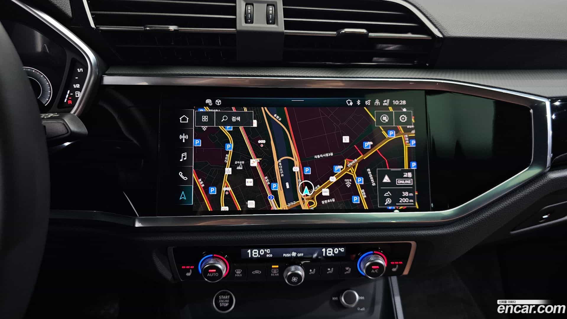 Q3 Audi 2025.10-OPTION-018