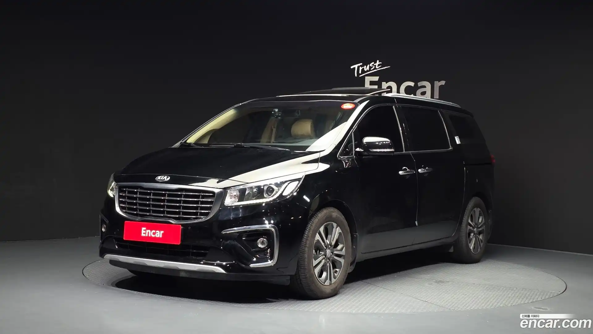 Canival Kia 2019.0-OUTER-001