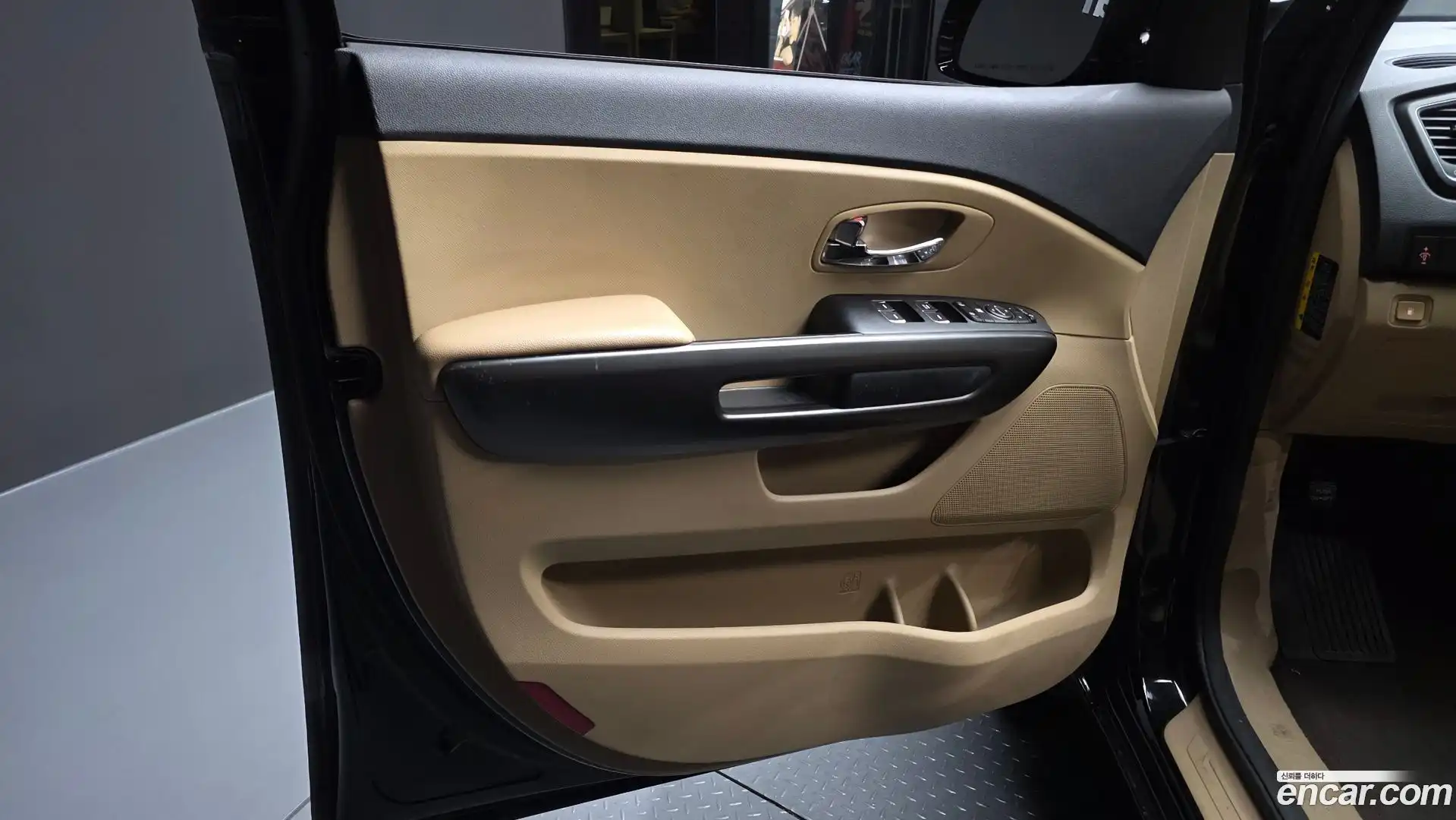 Canival Kia 2019.0-INNER-034