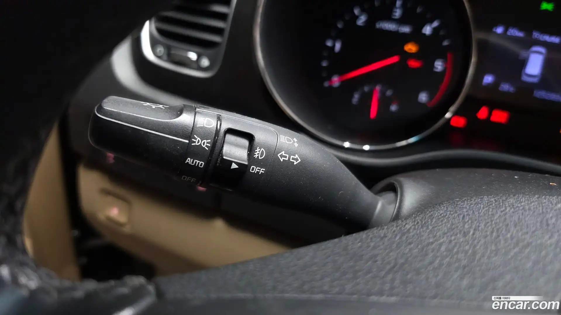 Canival Kia 2019.0-OPTION-042