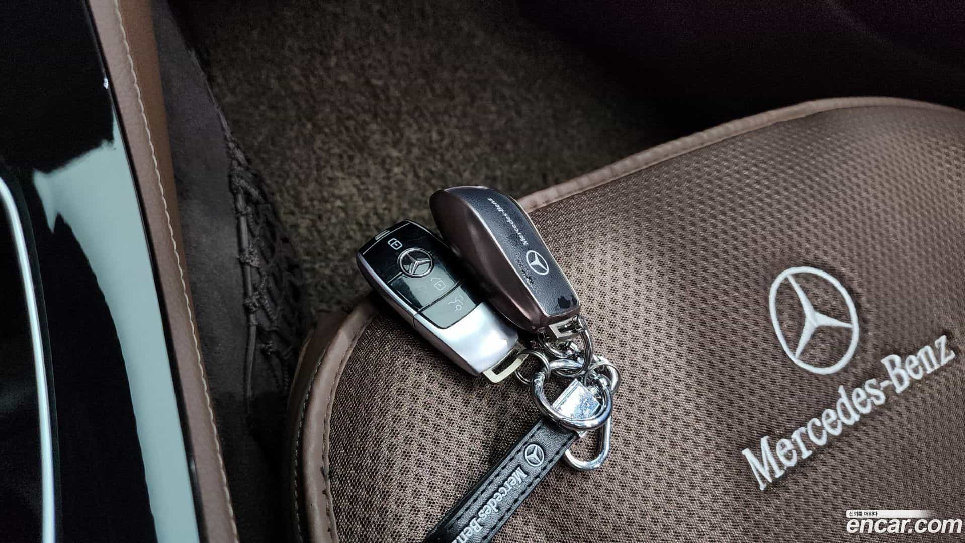 E-Class Mercedes-Benz 2016.9-OPTION-019