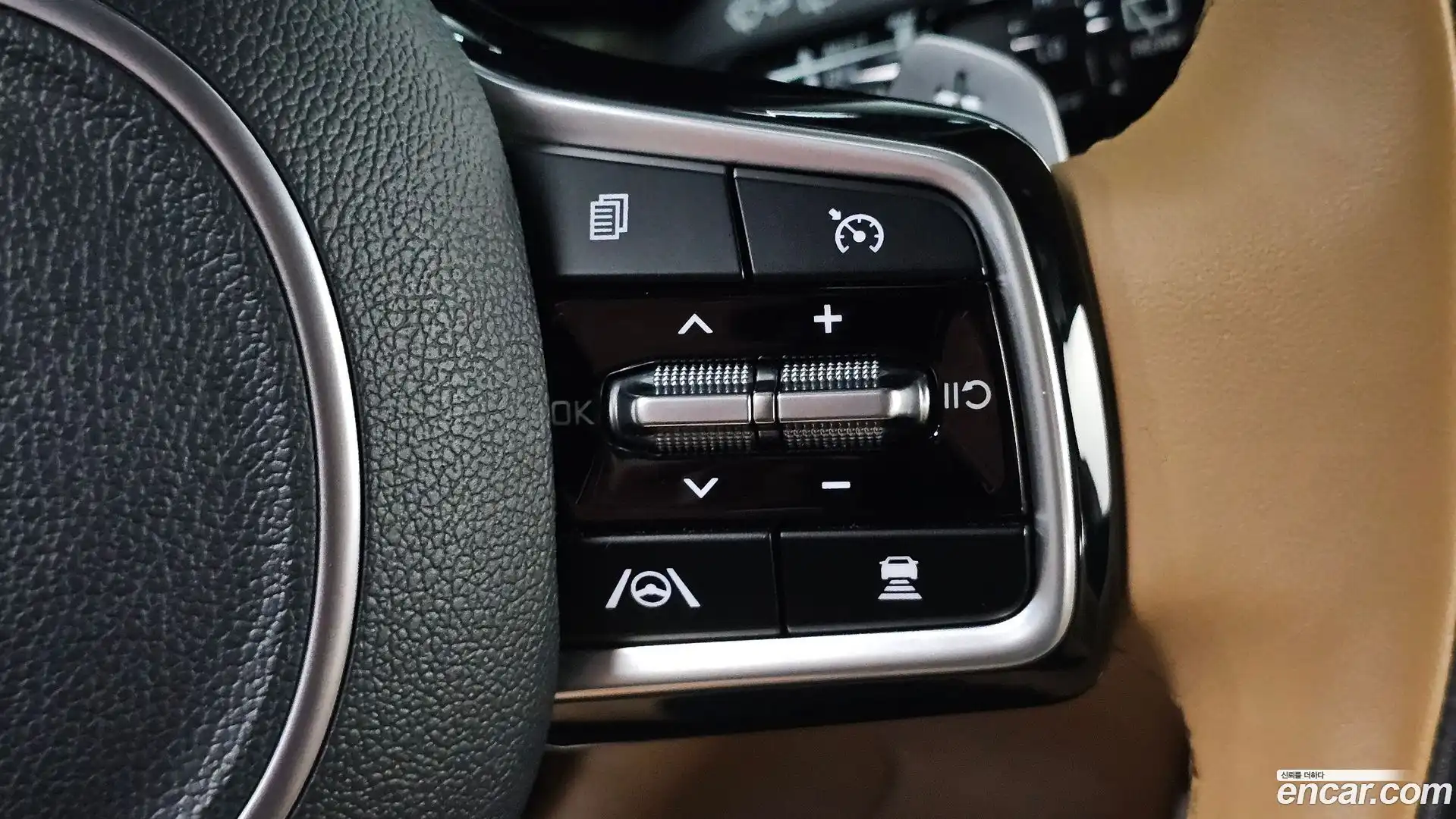 Sorento Kia 2022.10-OPTION-022
