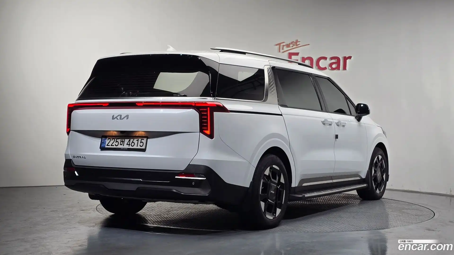 Canival Kia 2024.2-OUTER-002