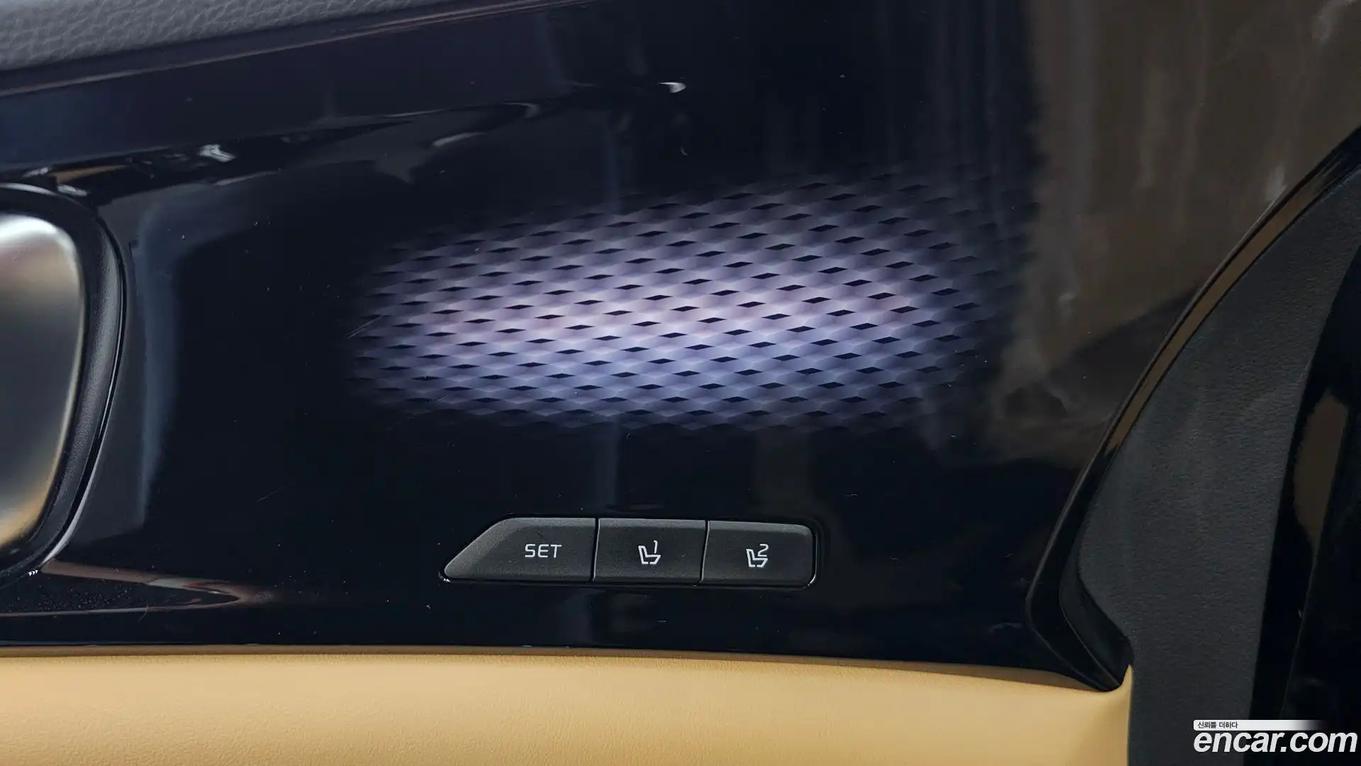 Canival Kia 2022.5-OPTION-048