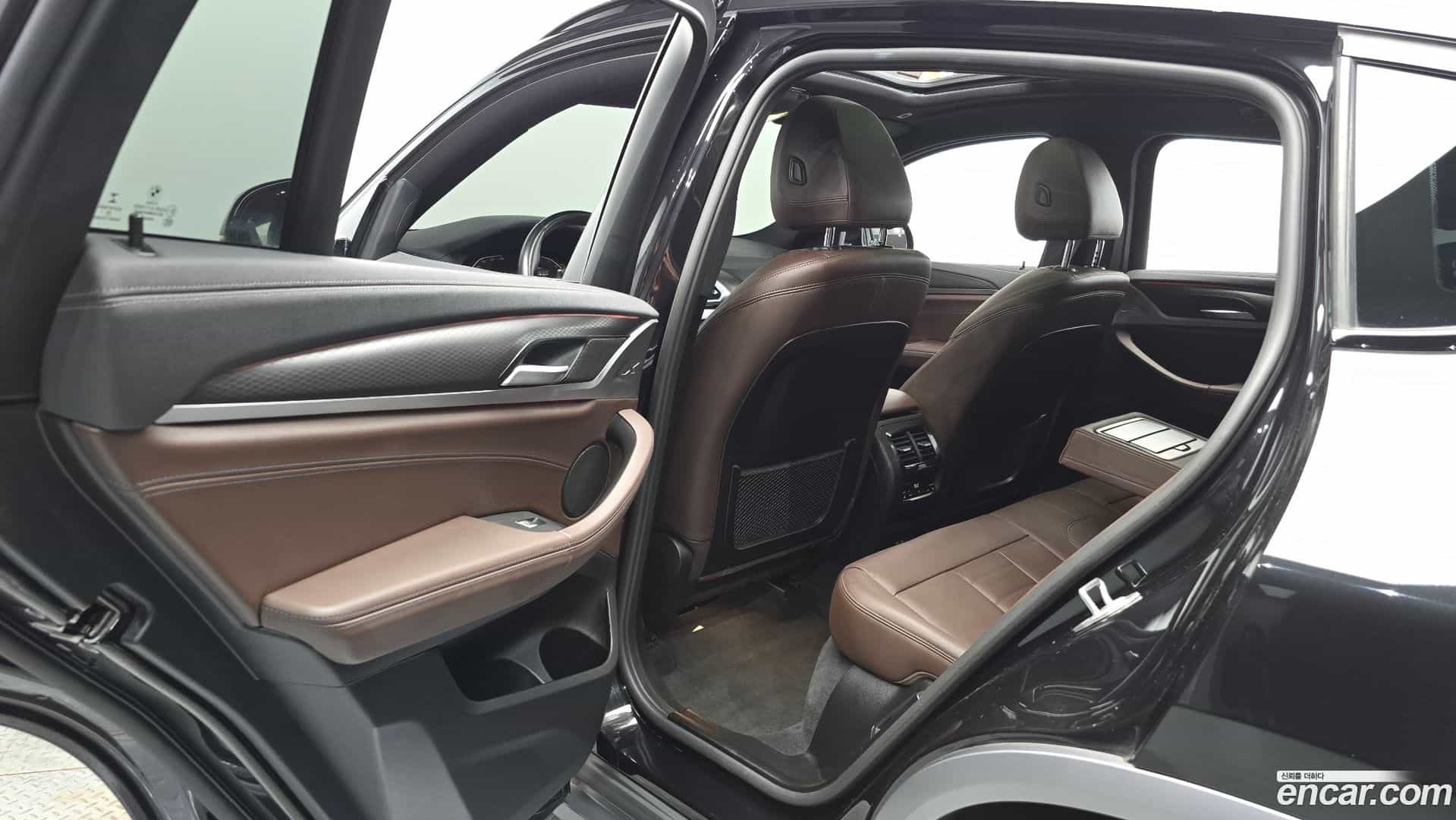 X4 BMW 2021.6-INNER-036