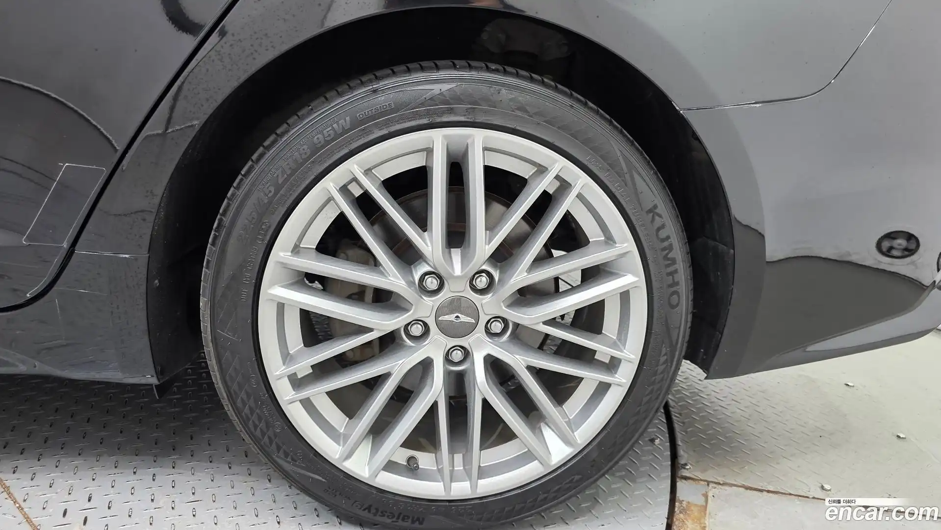 G70 Genesis 2020.8-OUTER-031