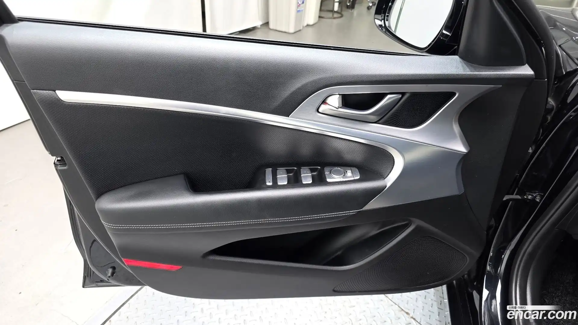 G70 Genesis 2020.8-INNER-034
