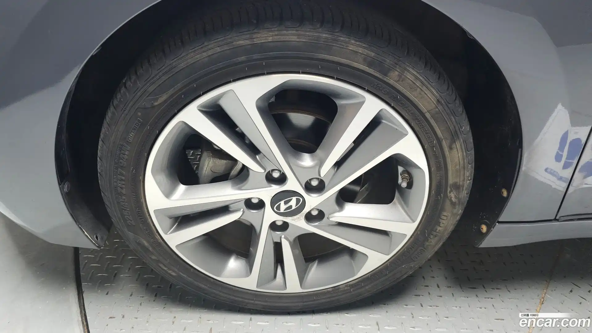 AVANTE Hyundai 2018.7-OUTER-005