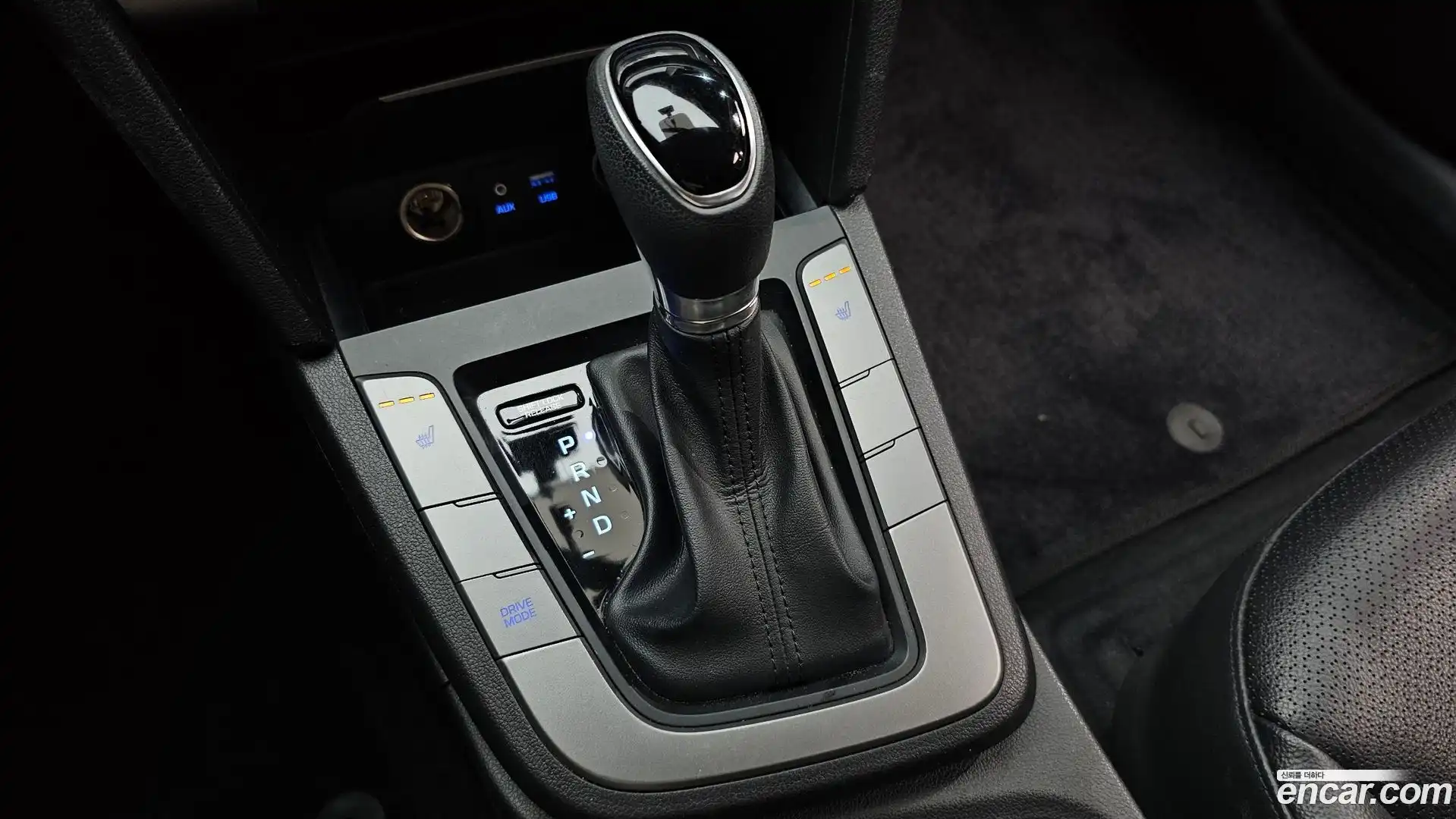 AVANTE Hyundai 2018.7-INNER-009