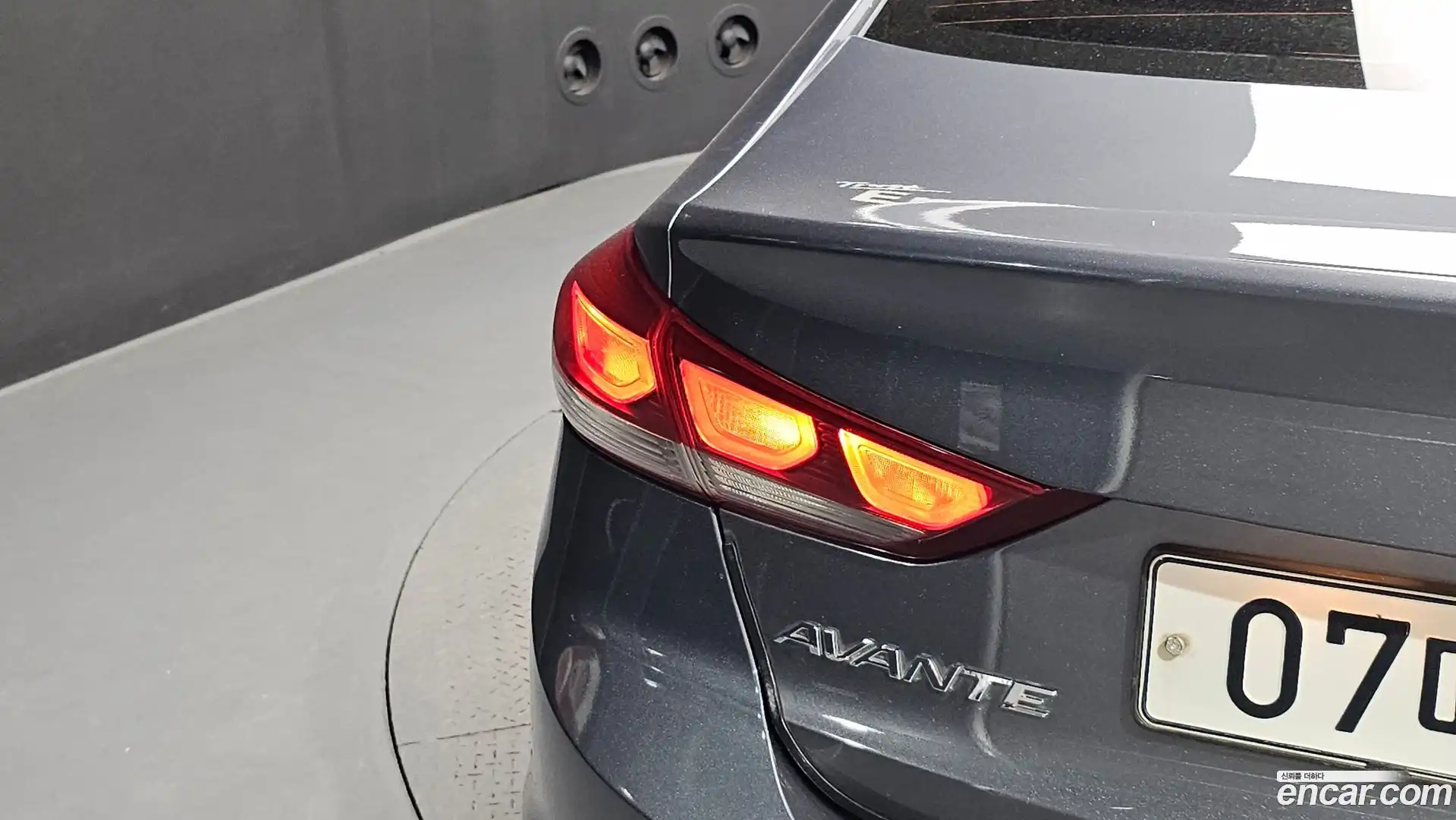 AVANTE Hyundai 2018.7-OUTER-033
