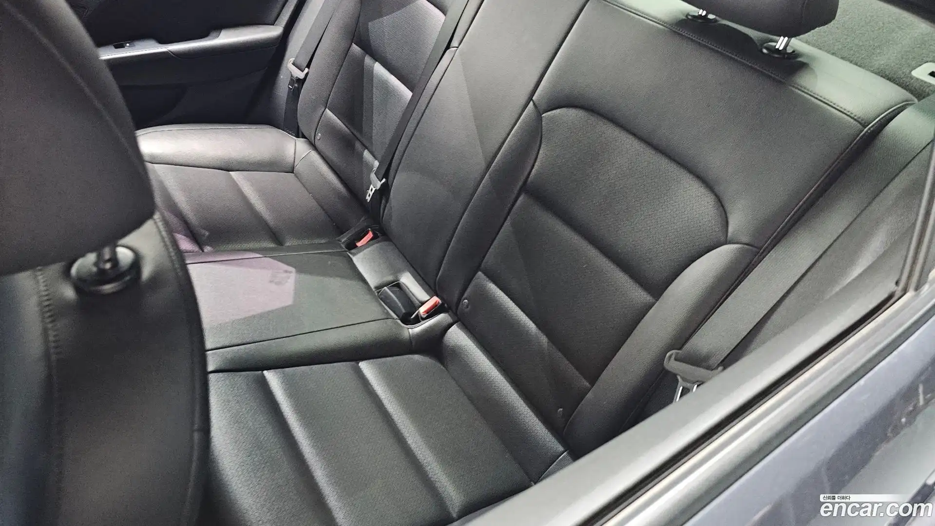 AVANTE Hyundai 2018.7-OPTION-041