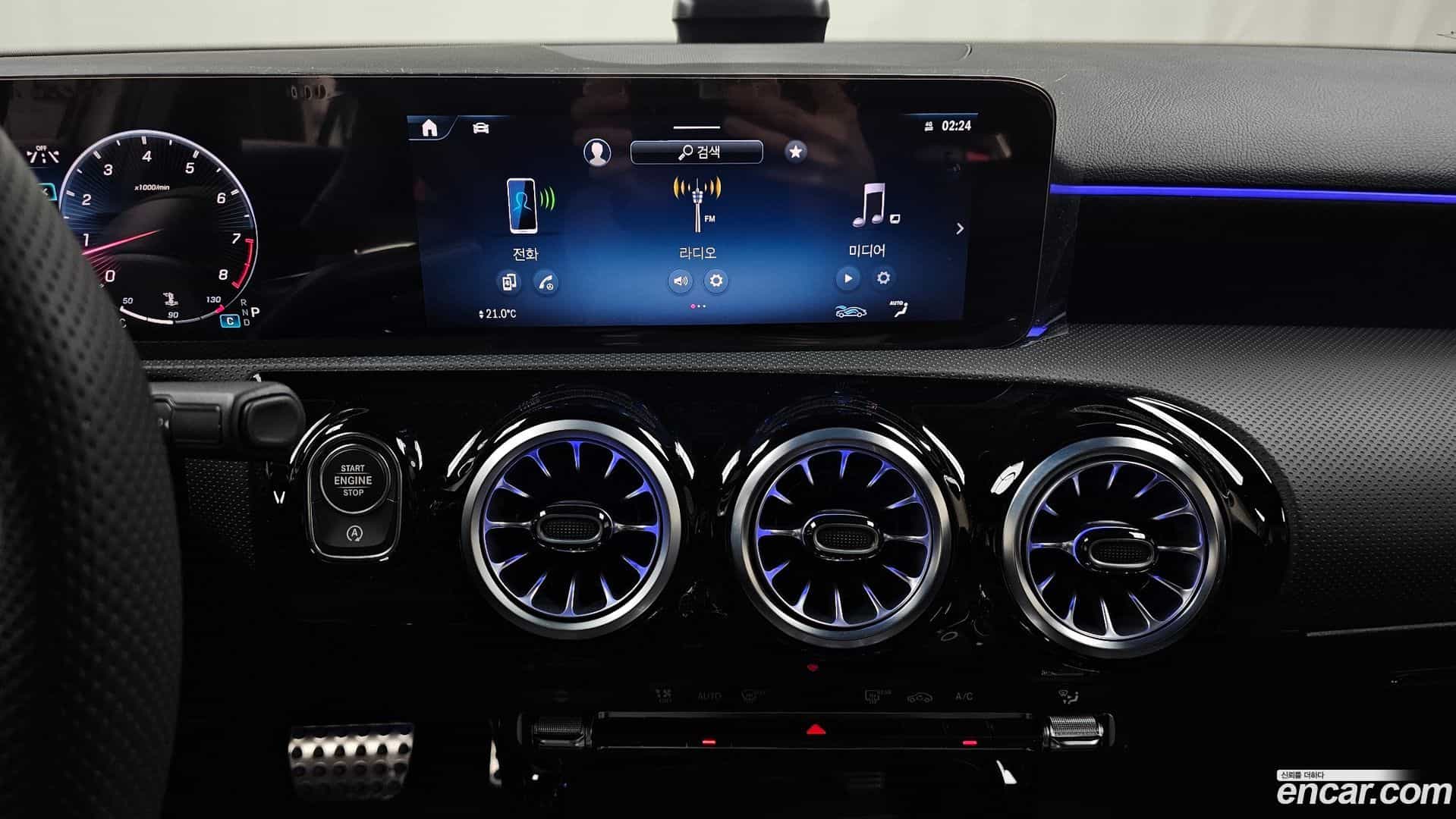 A-Class Mercedes-Benz 2025.6-OPTION-016