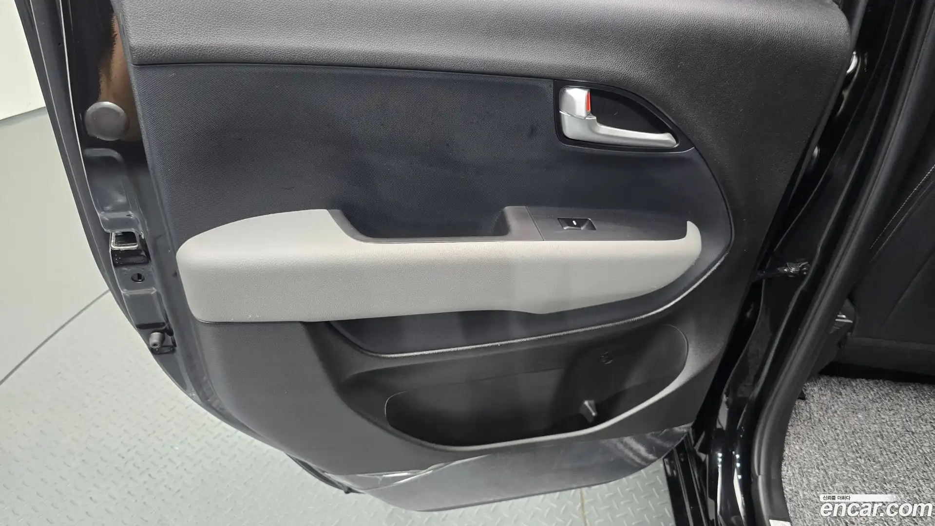 RAY Kia 2022.2-INNER-035