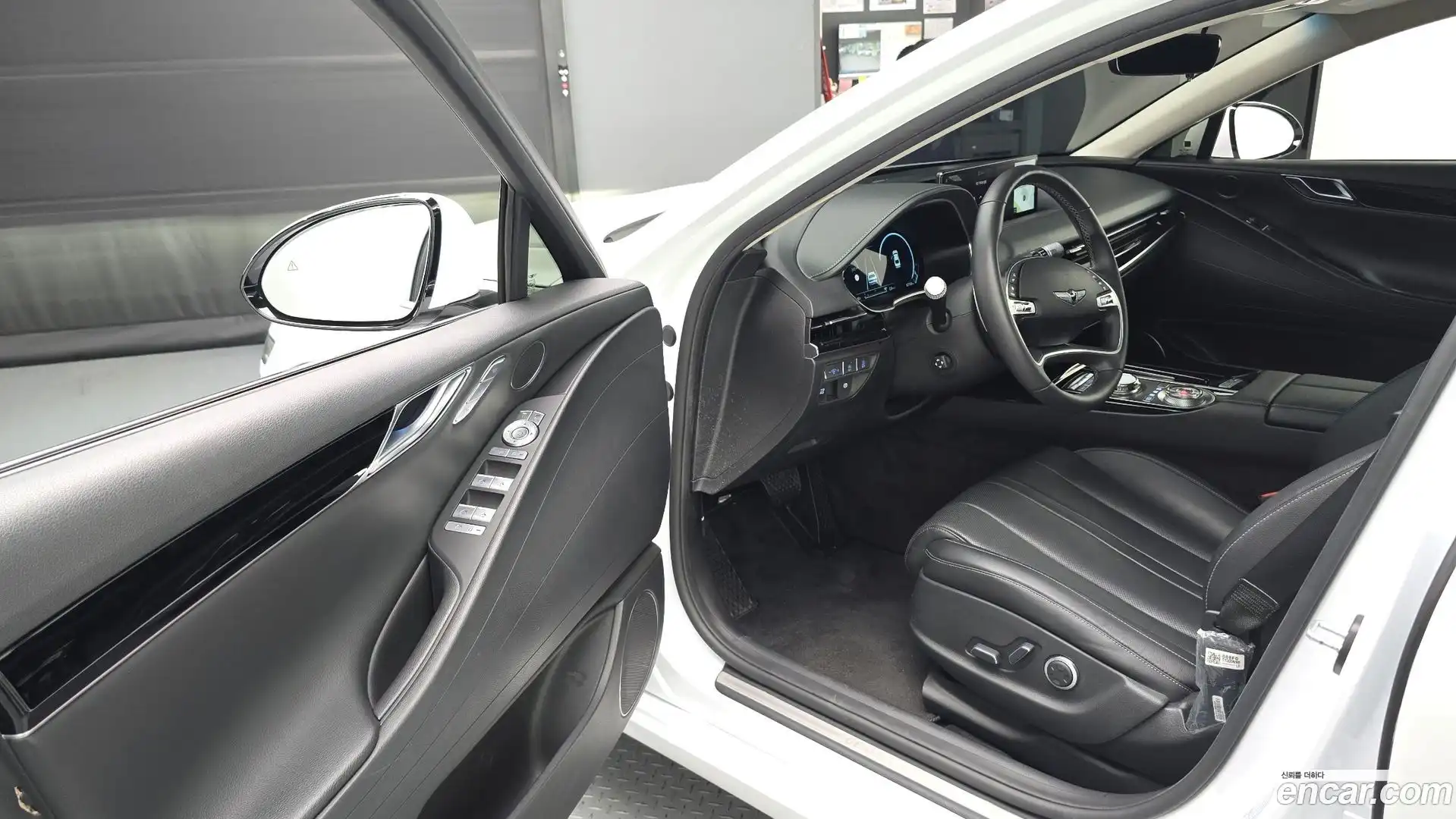 G80 Genesis 2023.6-INNER-010