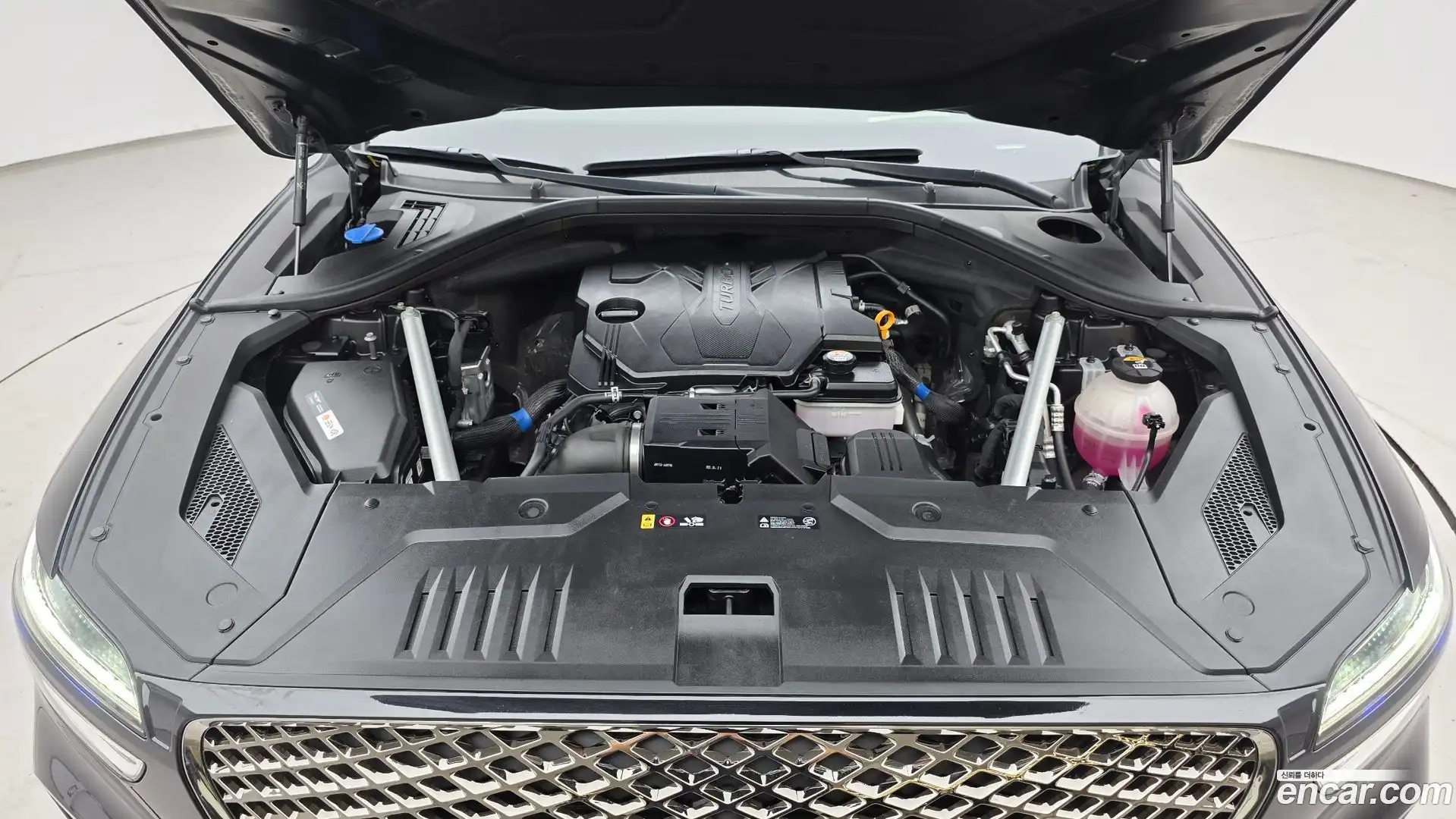 GV70 Genesis 2023.0-OUTER-006