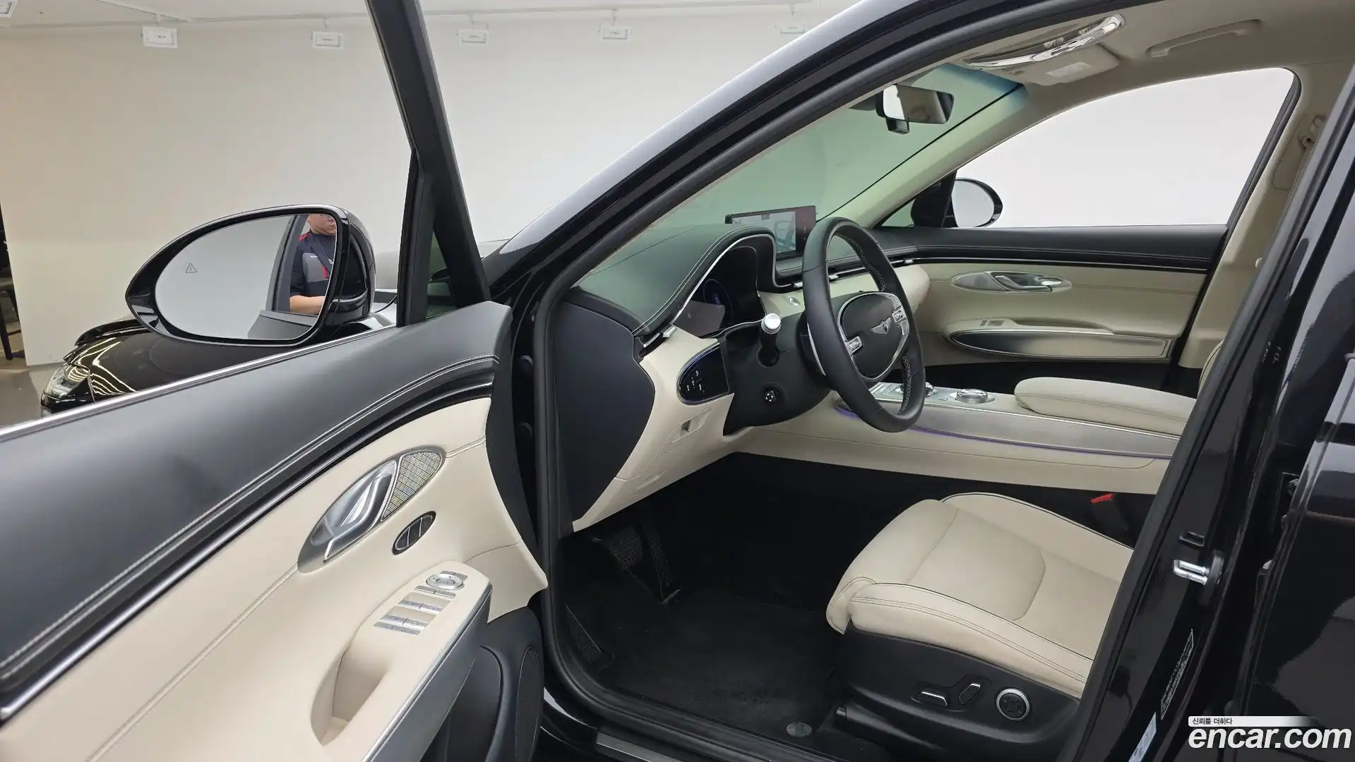 GV70 Genesis 2023.0-INNER-010