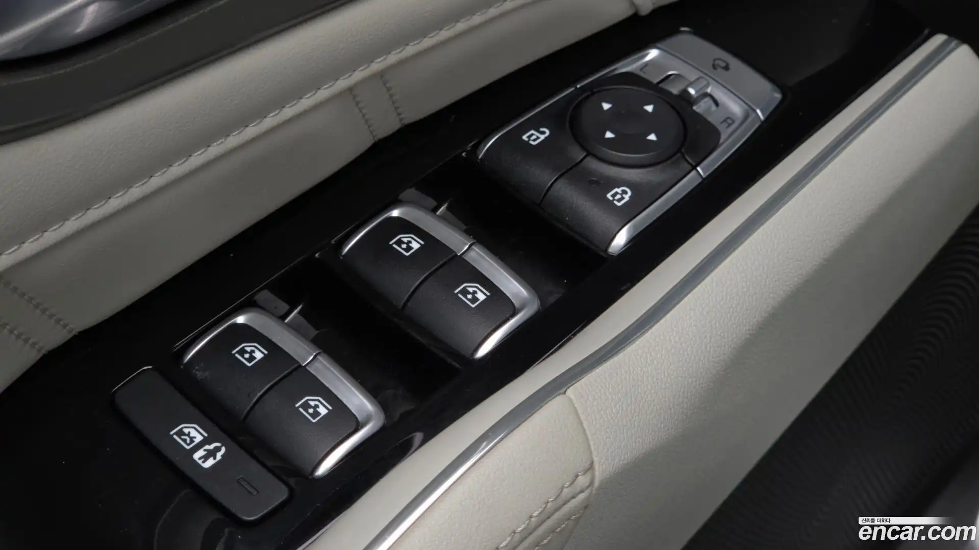 Sorento Kia 2022.6-OPTION-040