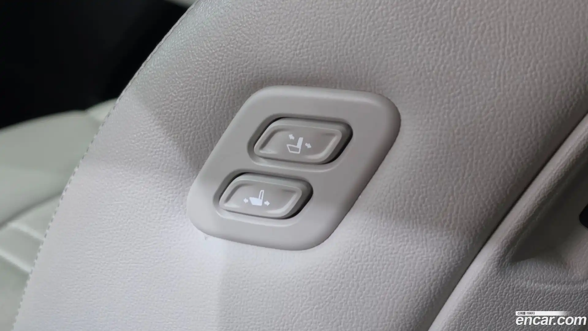 Sorento Kia 2022.6-OPTION-043