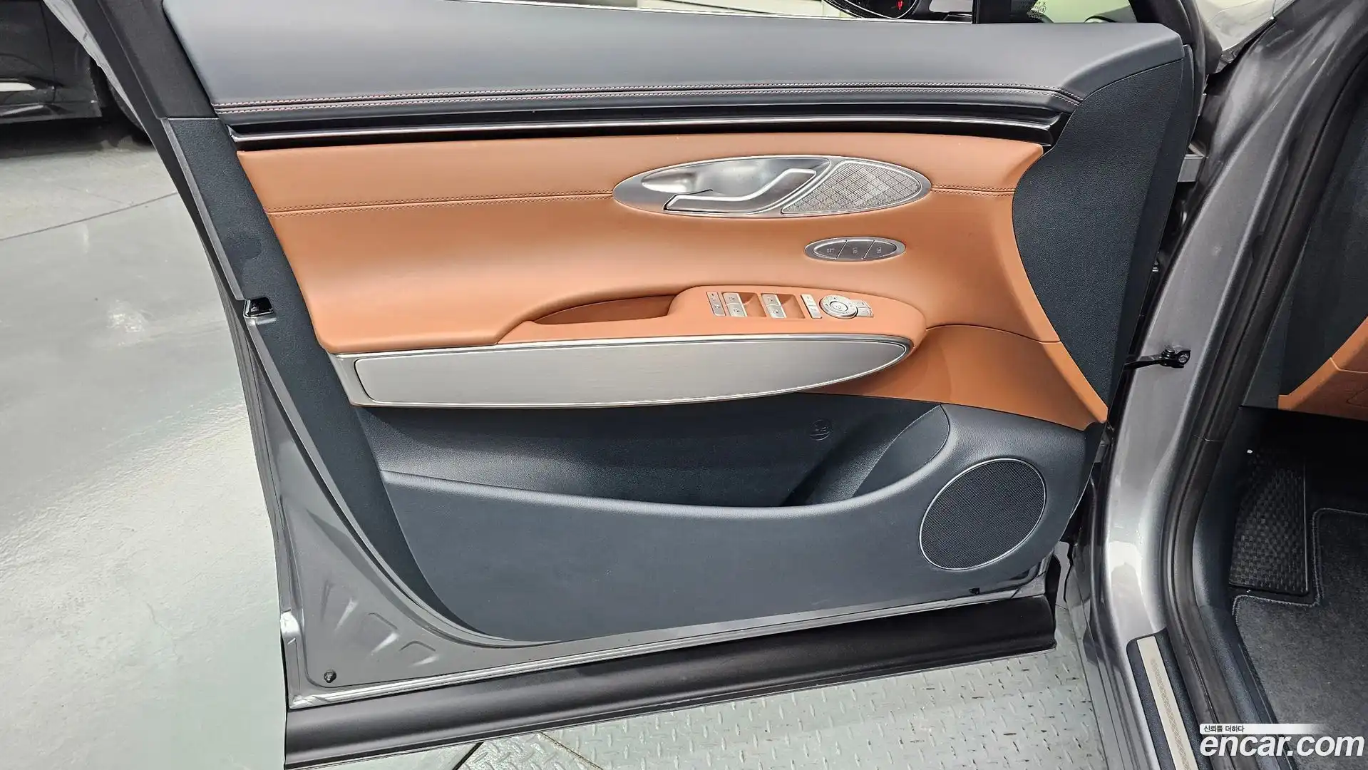 GV70 Genesis 2024.6-INNER-034
