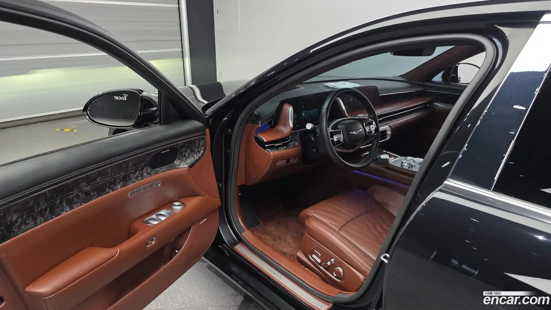G90 Genesis 2023.0-INNER-010