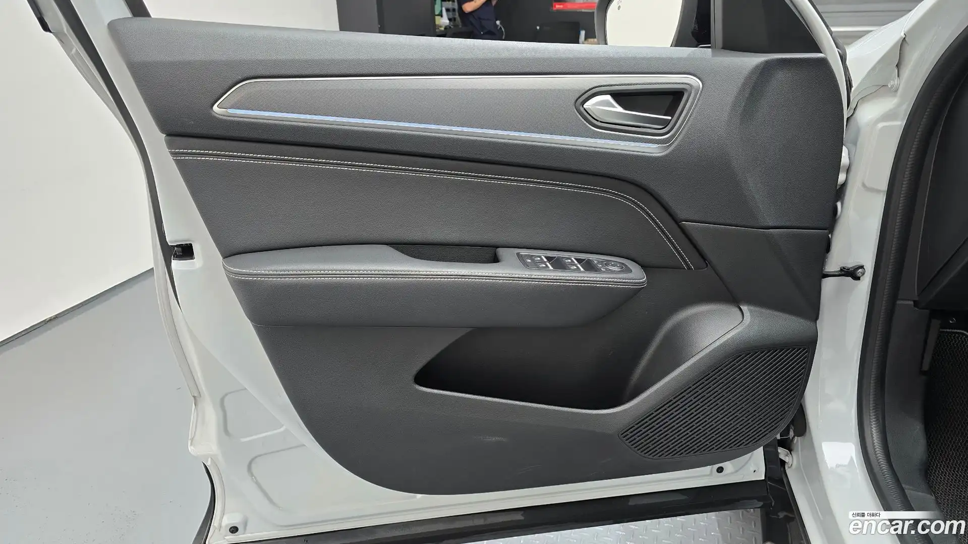XM3 Renault Korea 2022.0-INNER-034