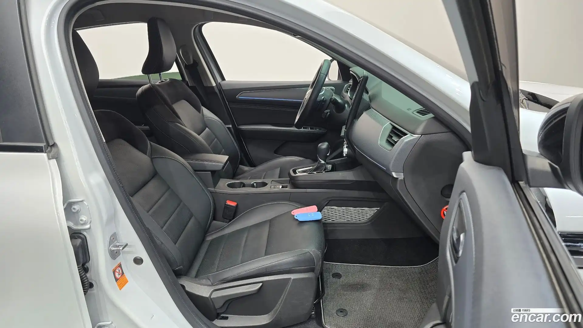 XM3 Renault Korea 2022.0-INNER-036