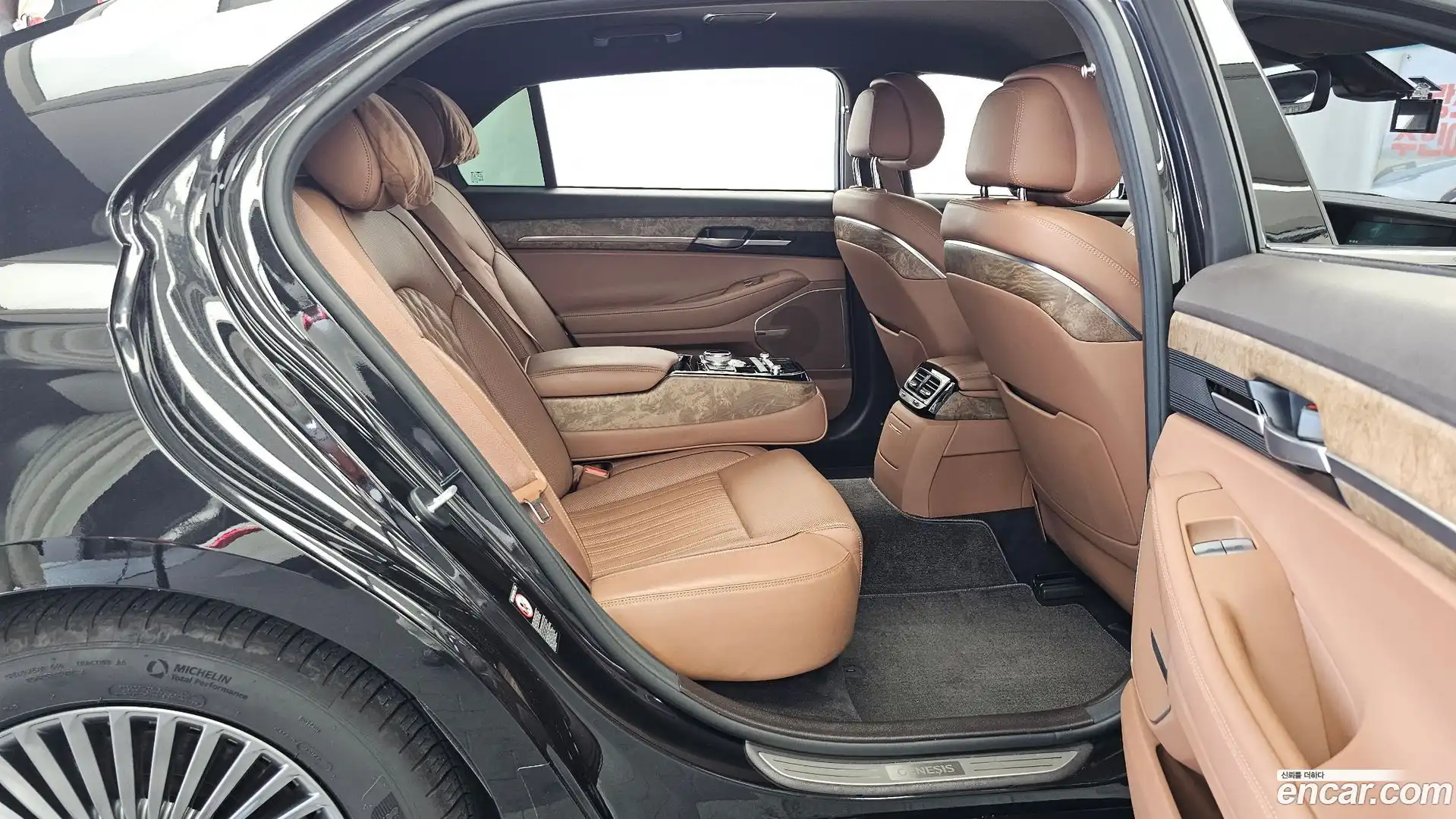 G90 Genesis 2019.2-OPTION-016