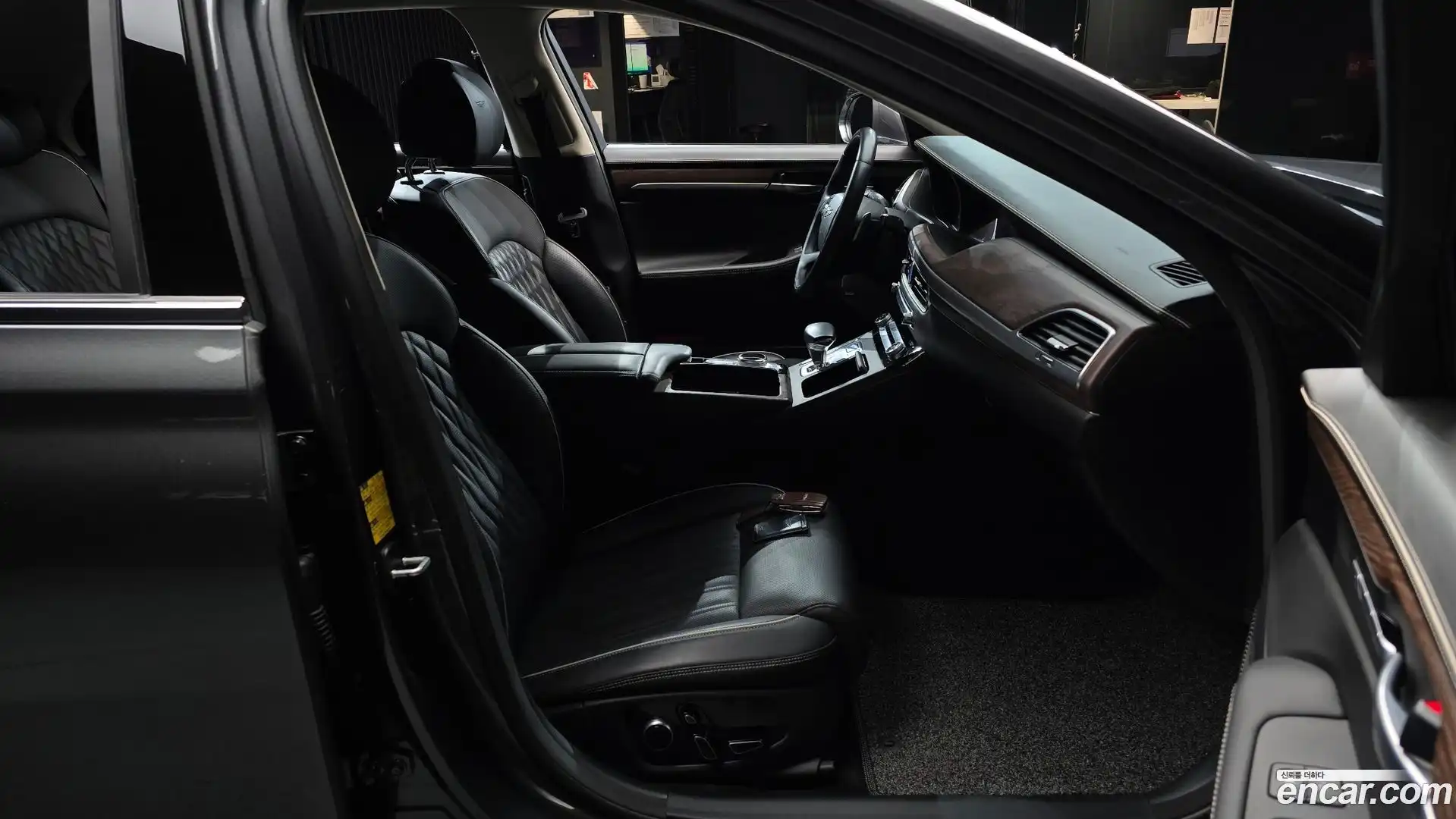 G90 Genesis 2020.7-INNER-036