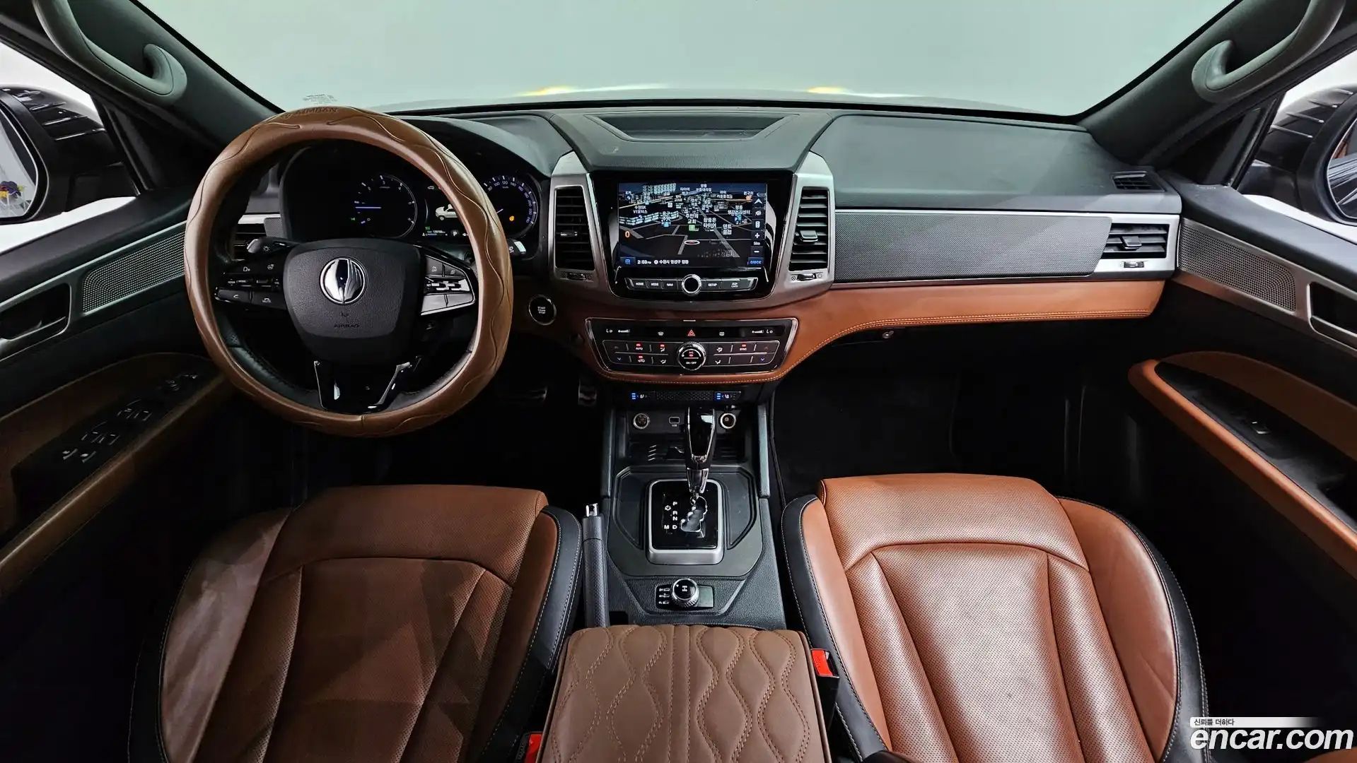 Rexton KG Mobility 2018.11-INNER-007