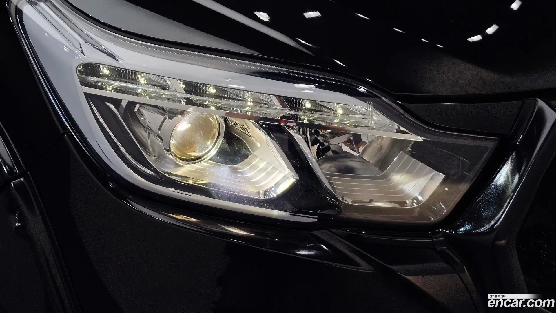 Rexton KG Mobility 2018.11-OUTER-032
