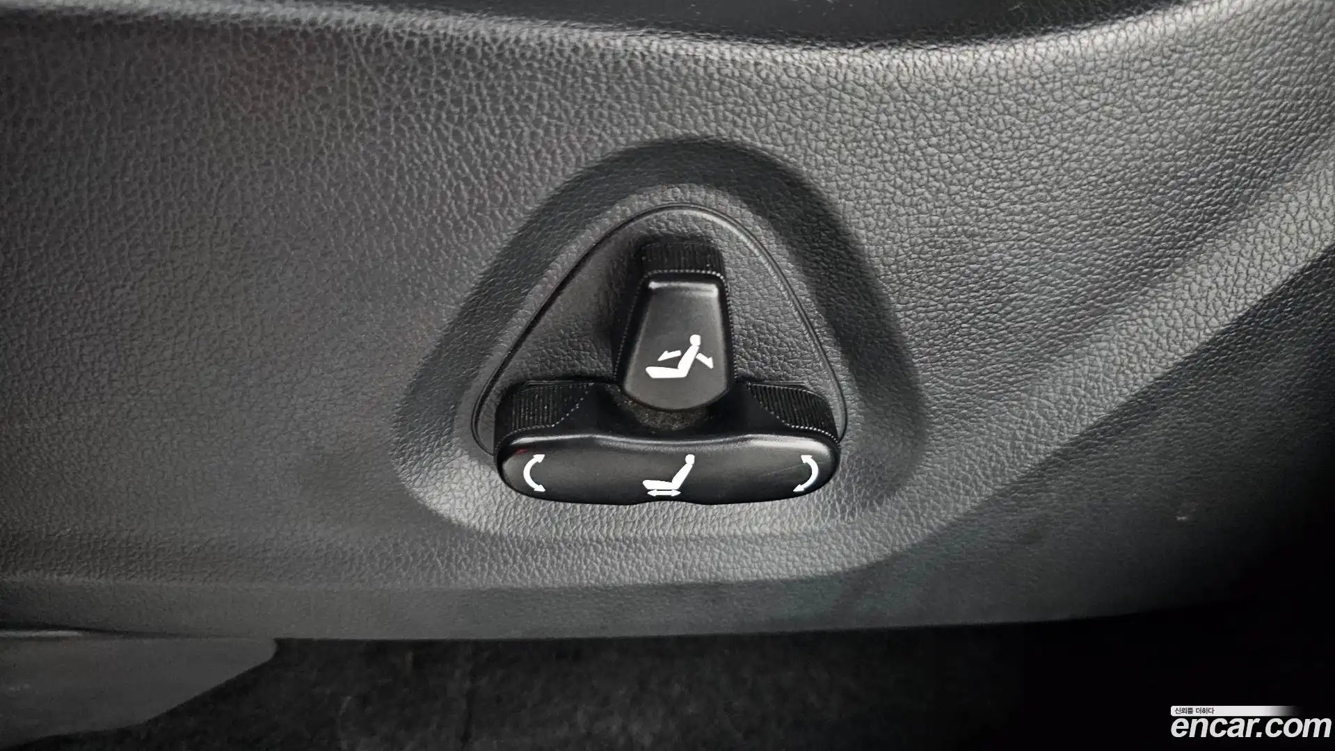 Rexton KG Mobility 2018.11-OPTION-043
