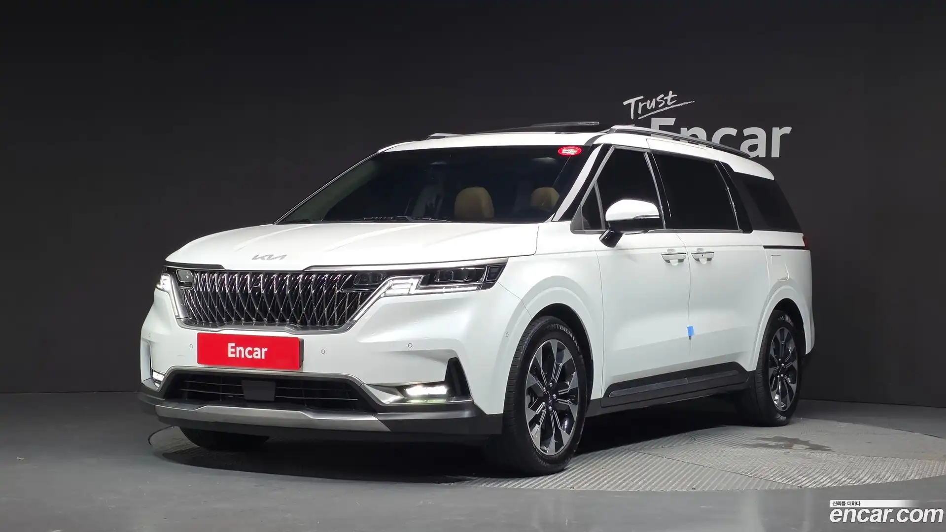 Canival Kia 2023.5-OUTER-001