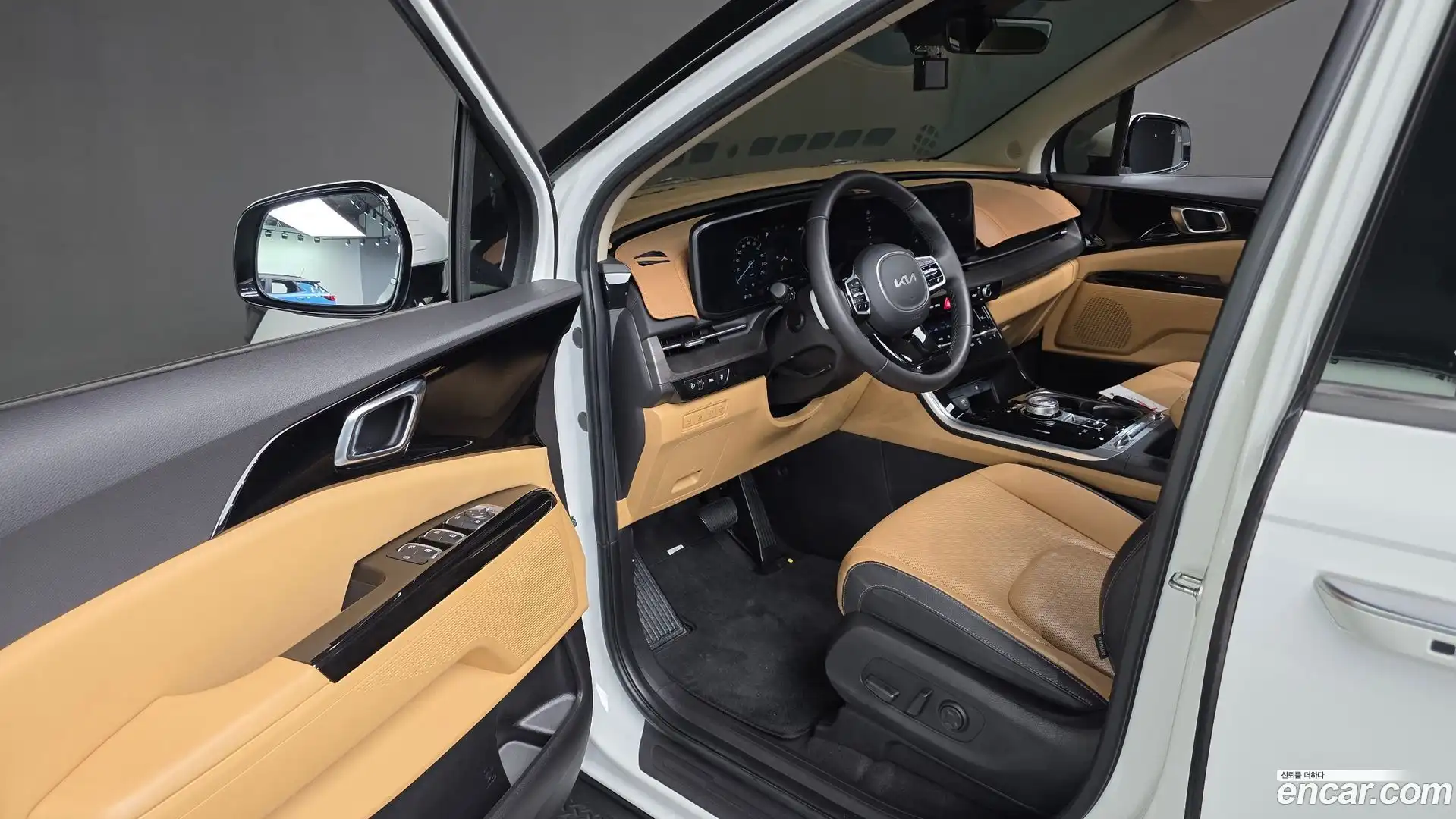 Canival Kia 2023.5-OPTION-016