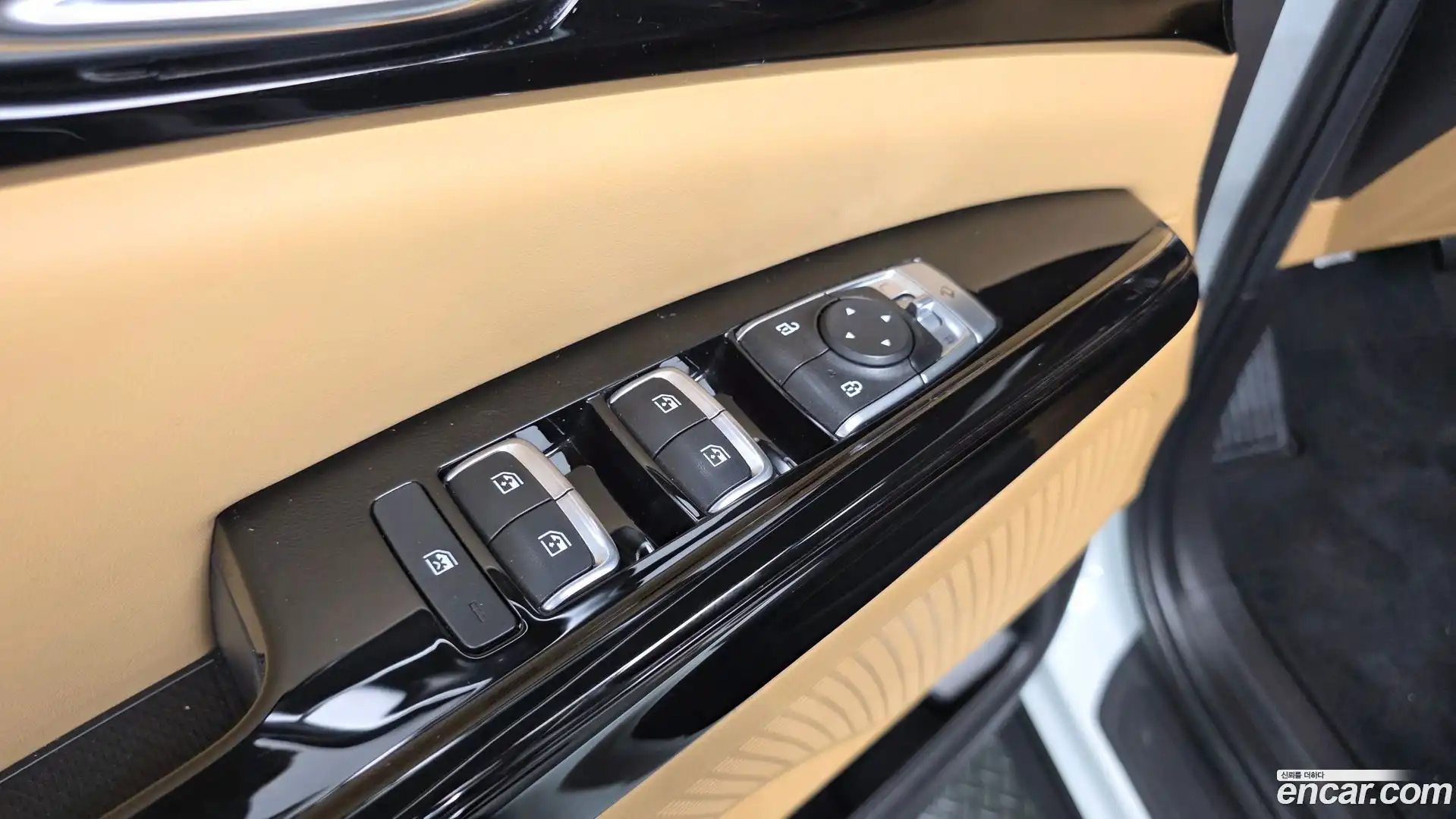 Canival Kia 2023.5-OPTION-017
