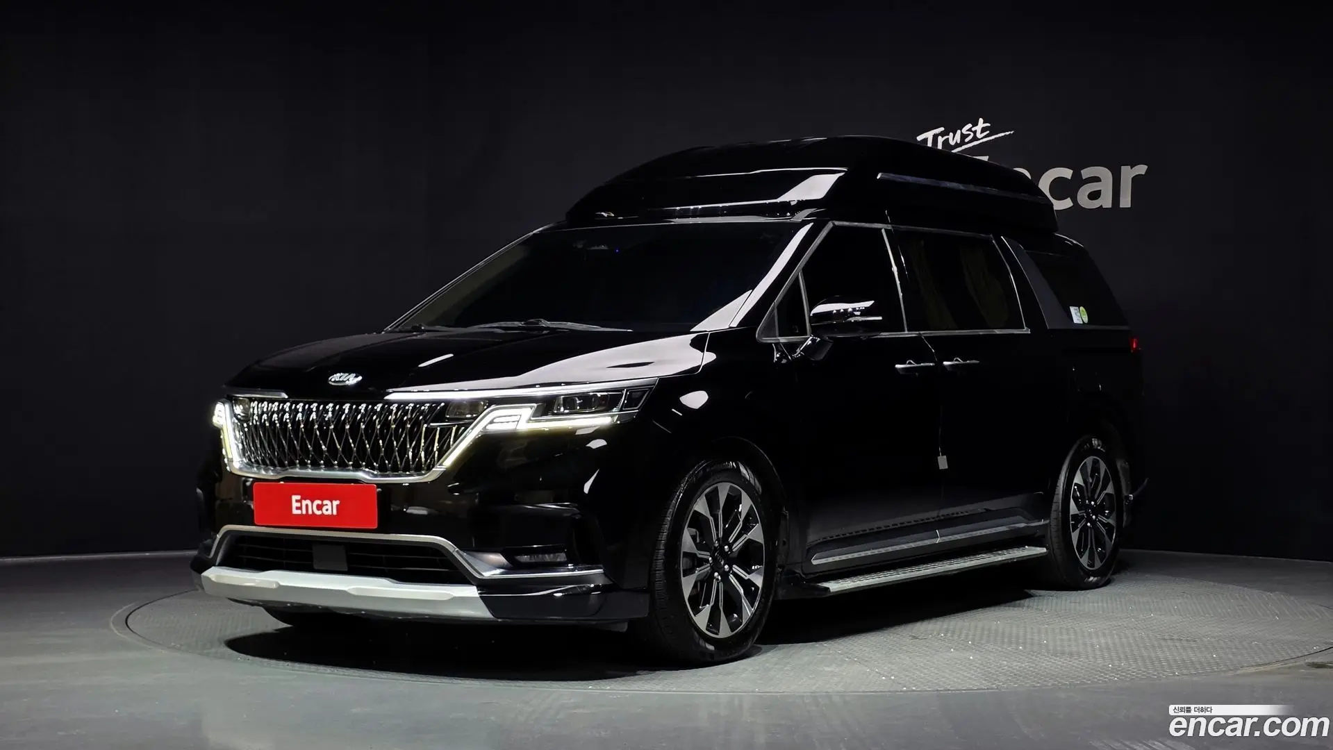 Main__Slider__Photo:Canival Kia 2021.3-0