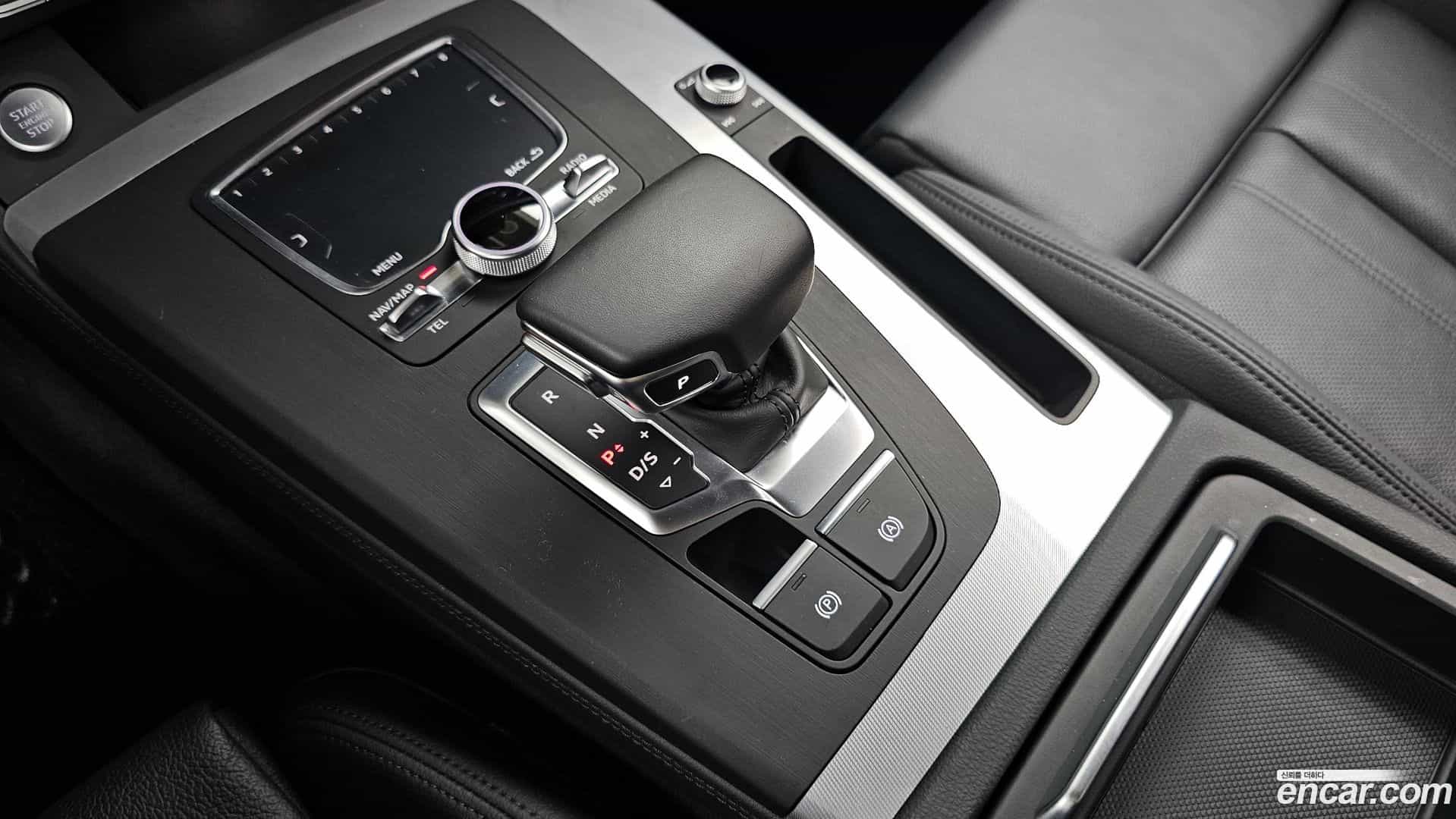 Q5 Audi 2020.11-INNER-009