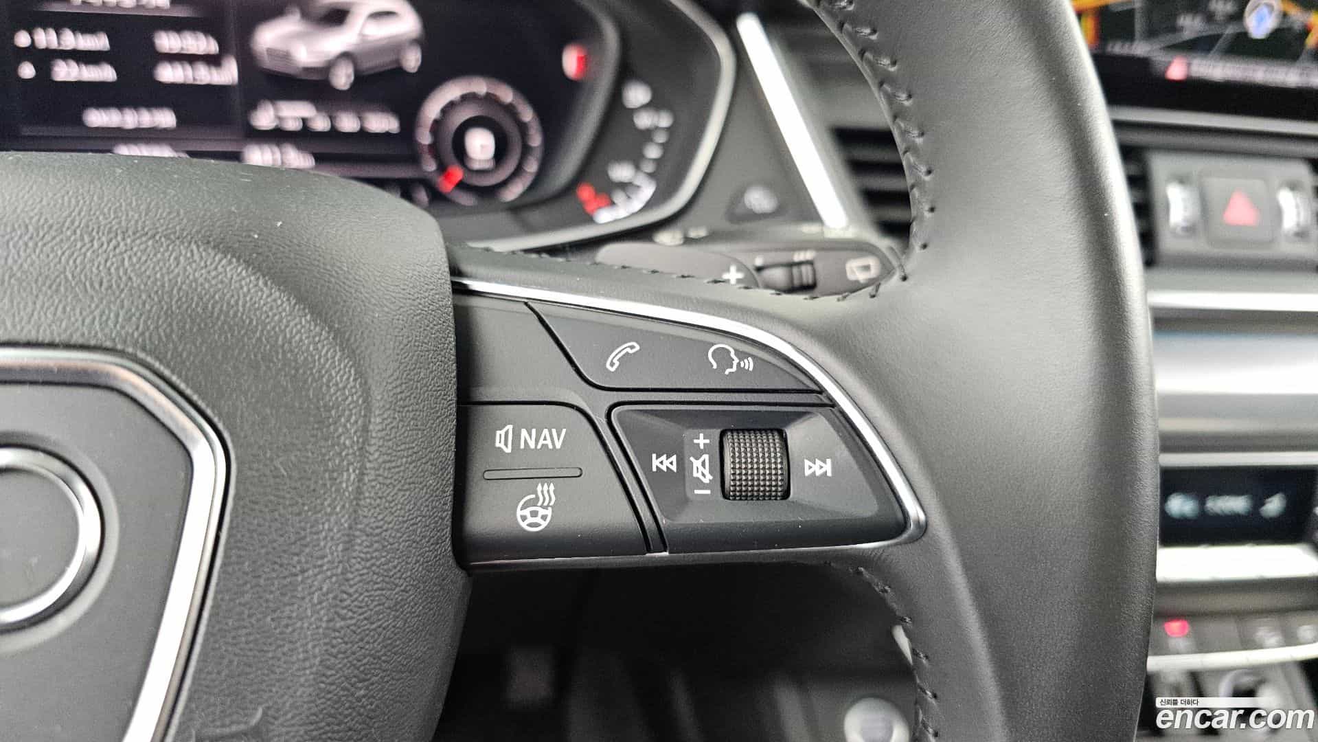 Q5 Audi 2020.11-OPTION-045