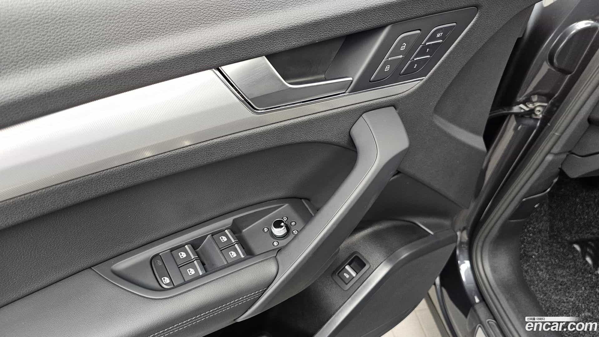 Q5 Audi 2020.11-OPTION-050