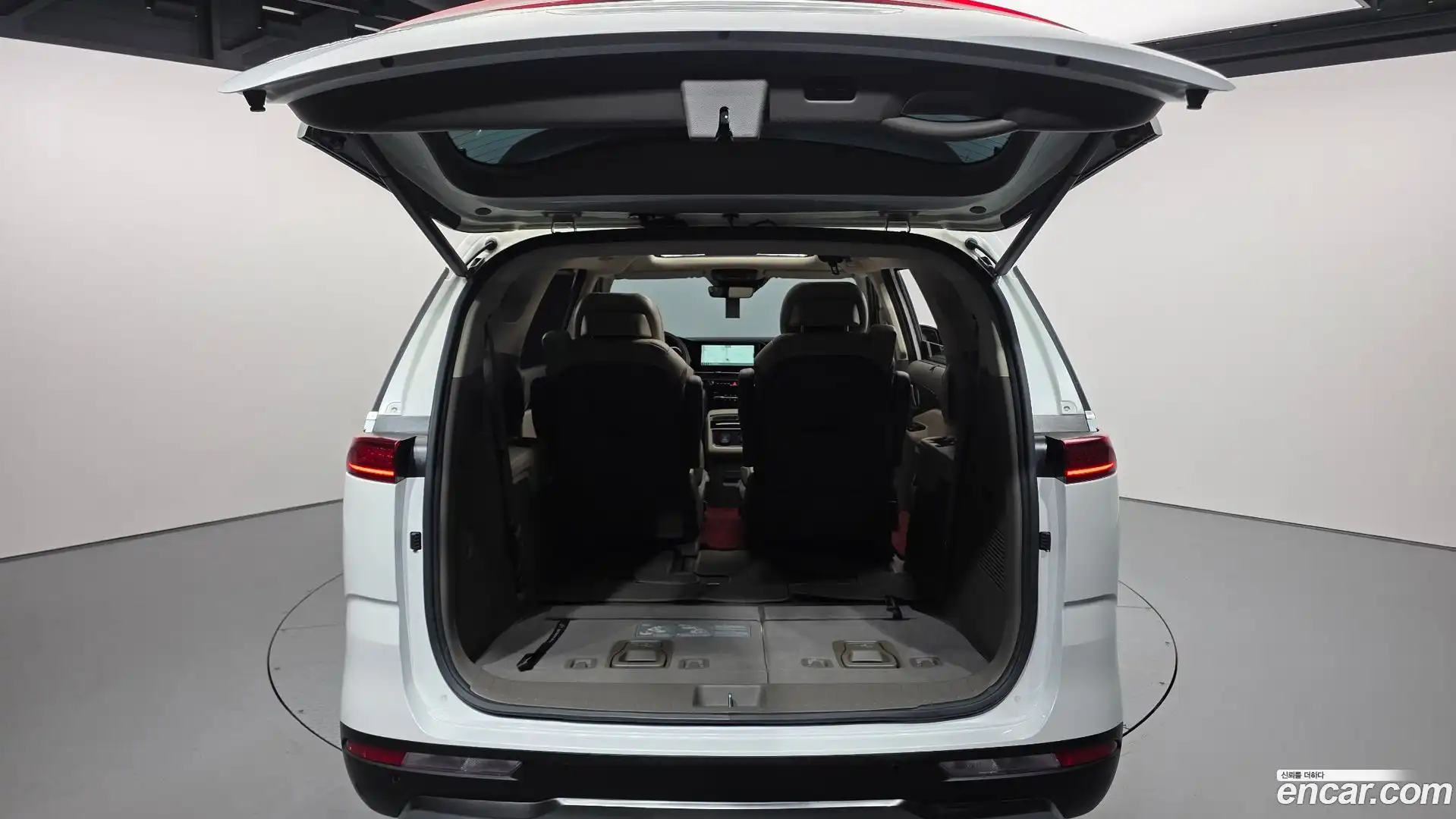 Canival Kia 2023.2-OPTION-024