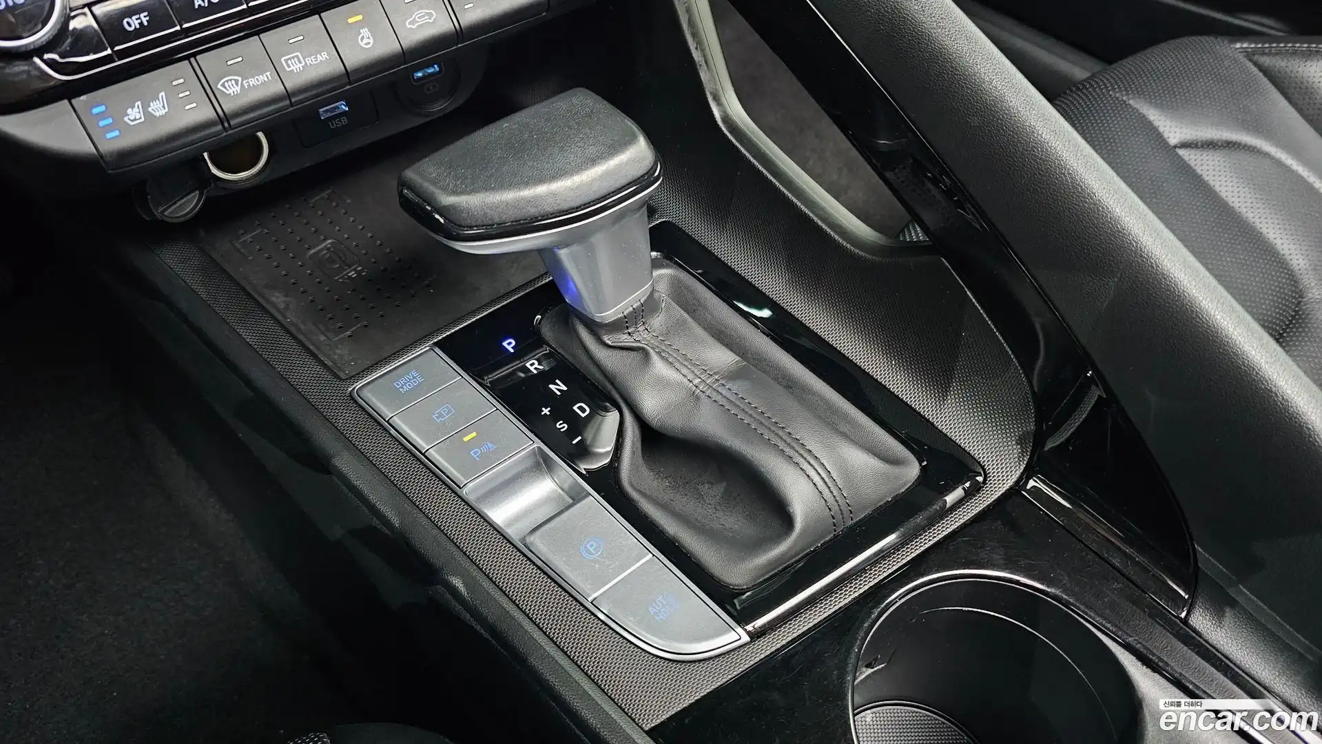 AVANTE Hyundai 2022.6-INNER-009
