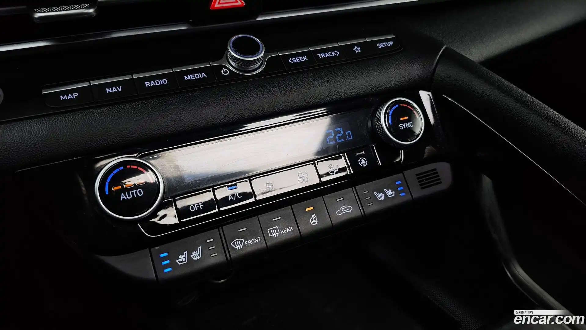 AVANTE Hyundai 2022.6-OPTION-044