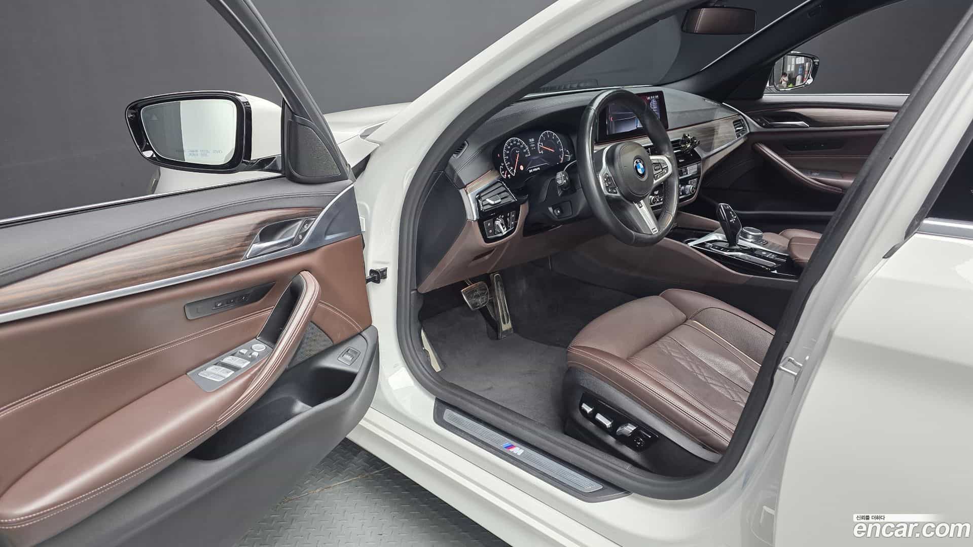 5-Series BMW 2019.9-INNER-010